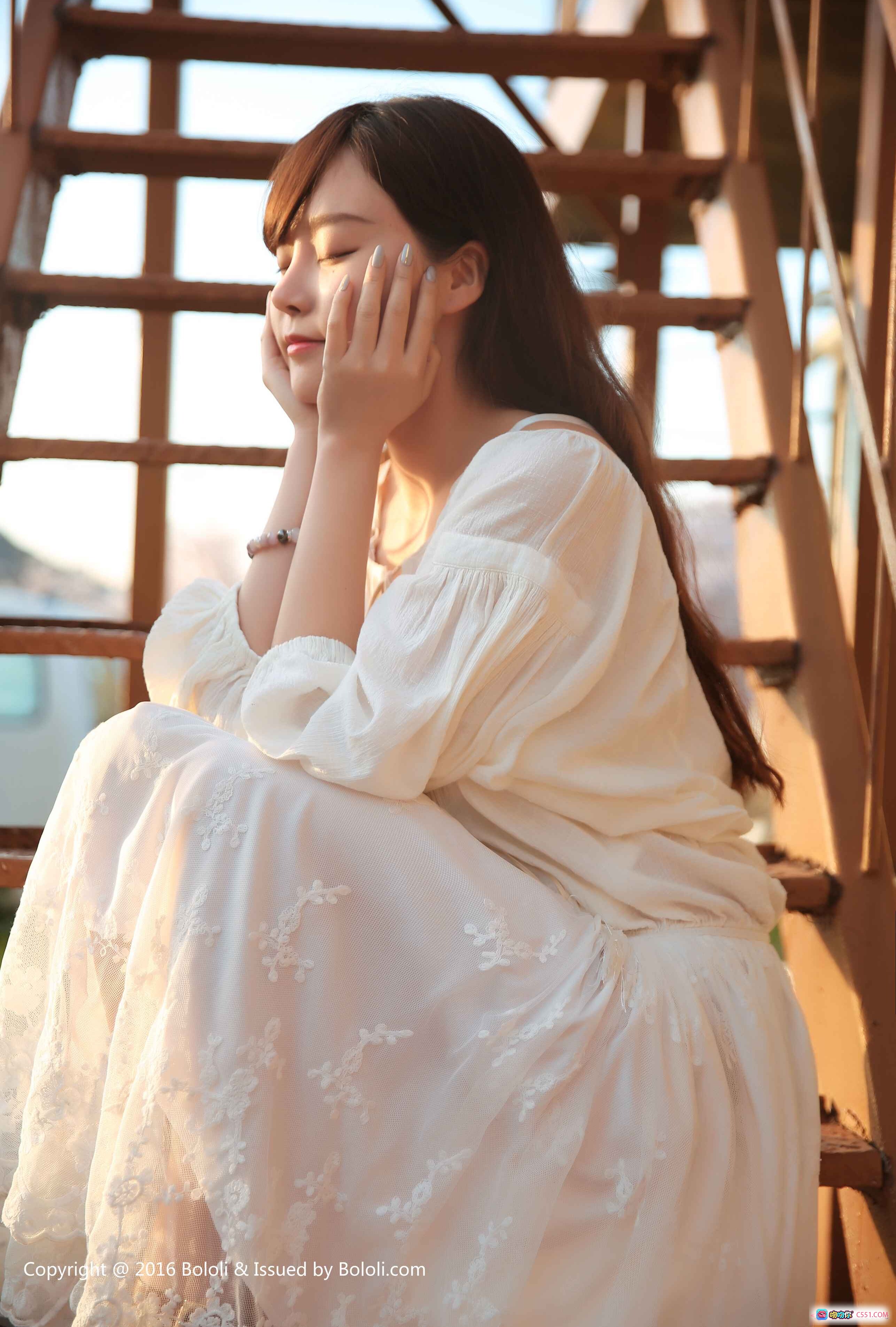图片[6] - 柳侑绮绿色蕾丝连衣裙日式庭院写真 | BoLoli波萝社2016 VOL.011清新美少女坐姿摄影 - 就要吻