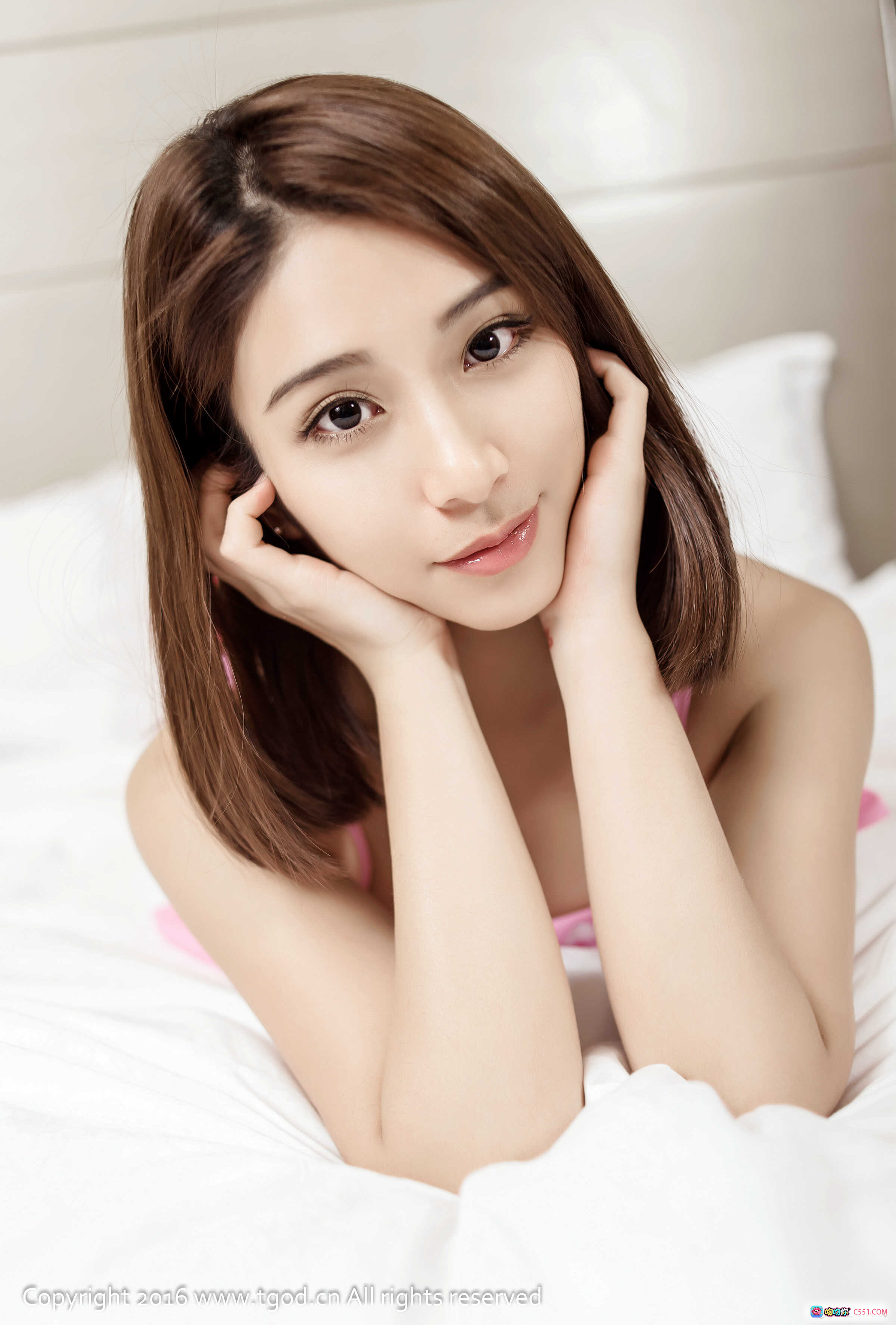 图片[9] - Lee小棠温柔诱惑写真 | 黑色吊带裙+条纹过膝袜 | 2016 TGOD高清美图 - 就要吻