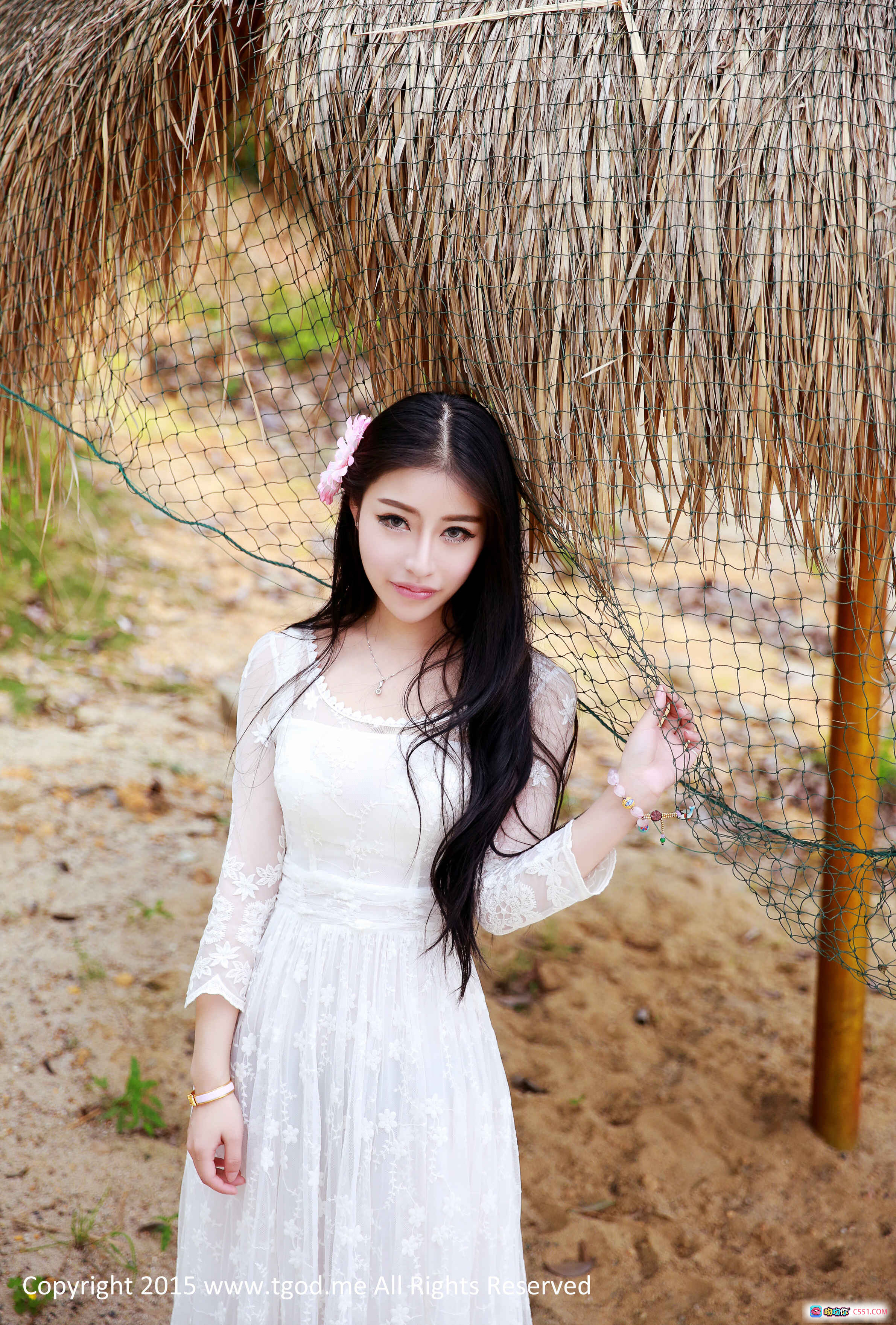 图片[8] - 青春女神鲁思羽夏静九江花源谷湖畔写真 白绿蕾丝长裙双人唯美旅拍 - 就要吻