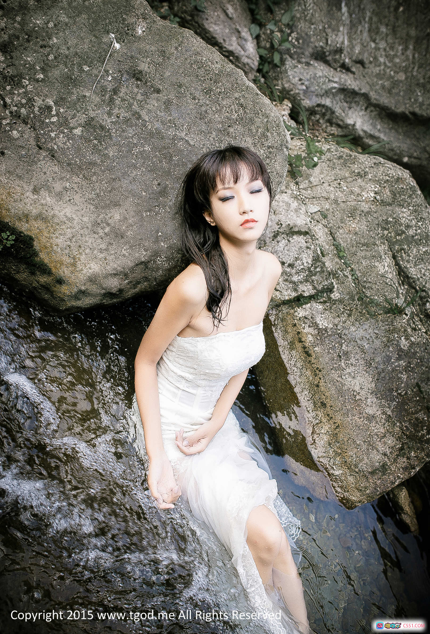 图片[10] - 幽谷美人鱼徐畅溪水写真｜白色婚纱湿发性感自然风光摄影2015 TGOD推女神 - 就要吻
