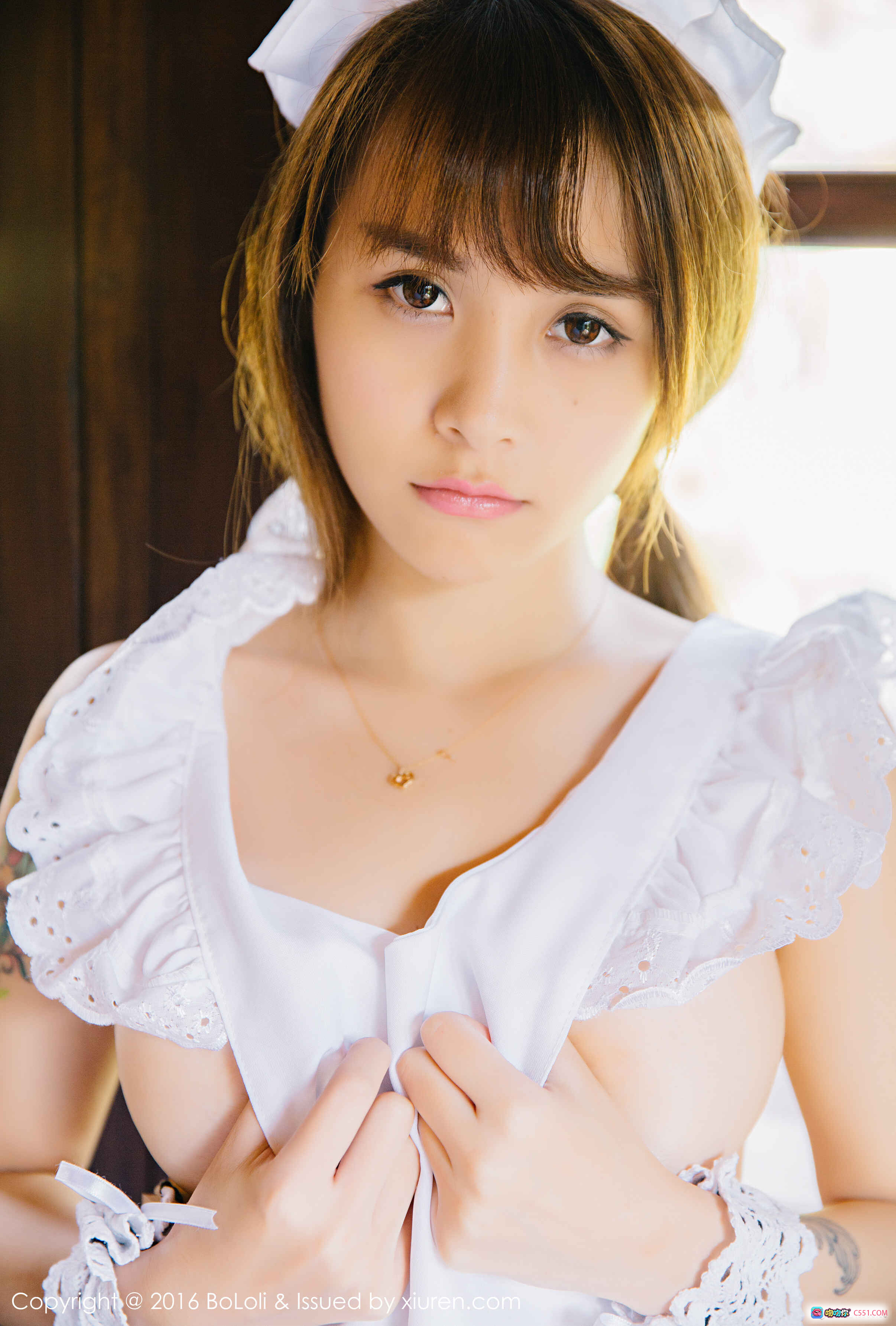 图片[9] - 夏美酱白色蕾丝女仆装黑丝美腿写真 | BoLoli波萝社Vol.084高清私房摄影 - 就要吻