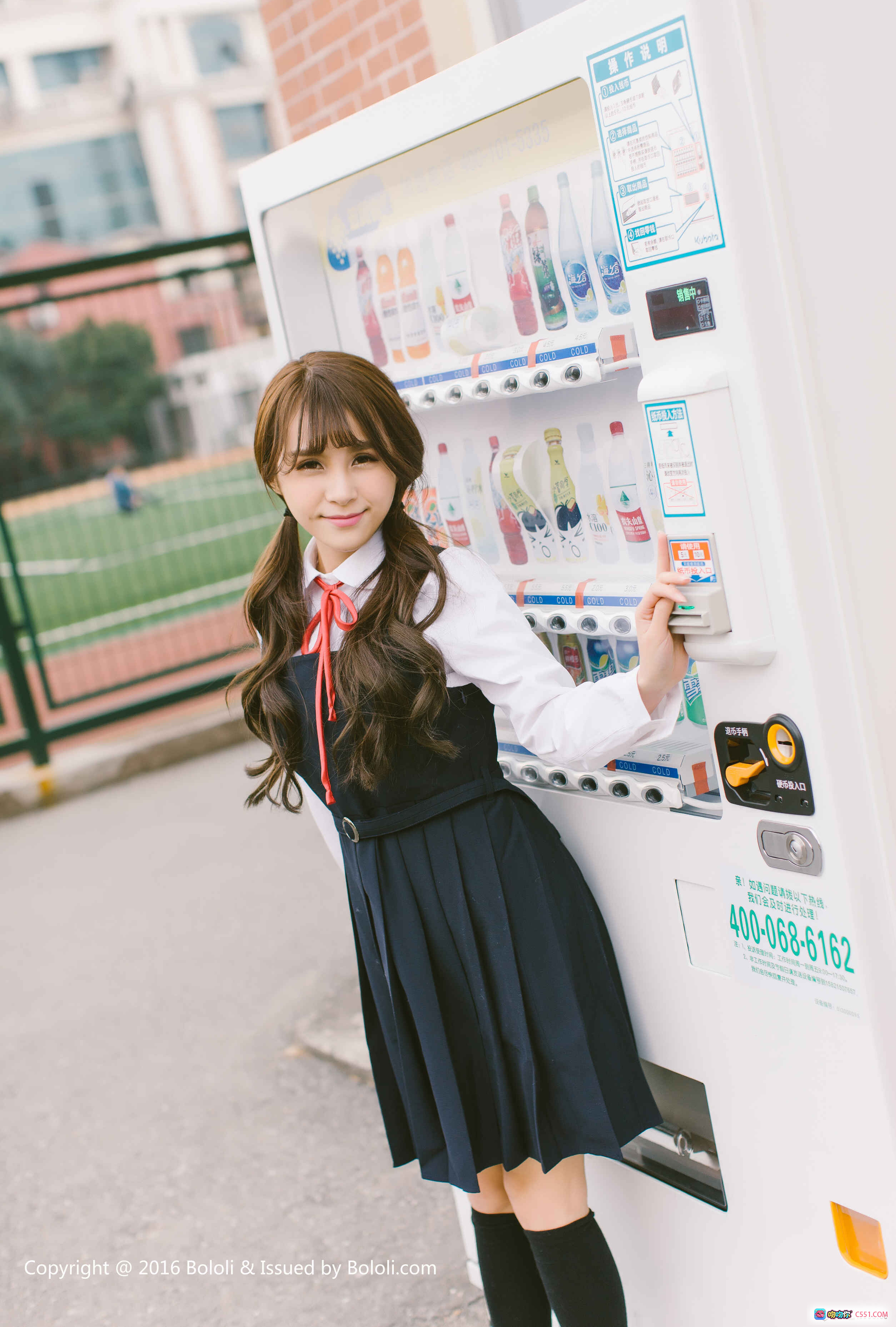 图片[4] - 夏美酱校园风写真 | 白衬衫黑百褶裙少女穿搭 | BoLoli波萝社Vol.113高清图集 - 就要吻