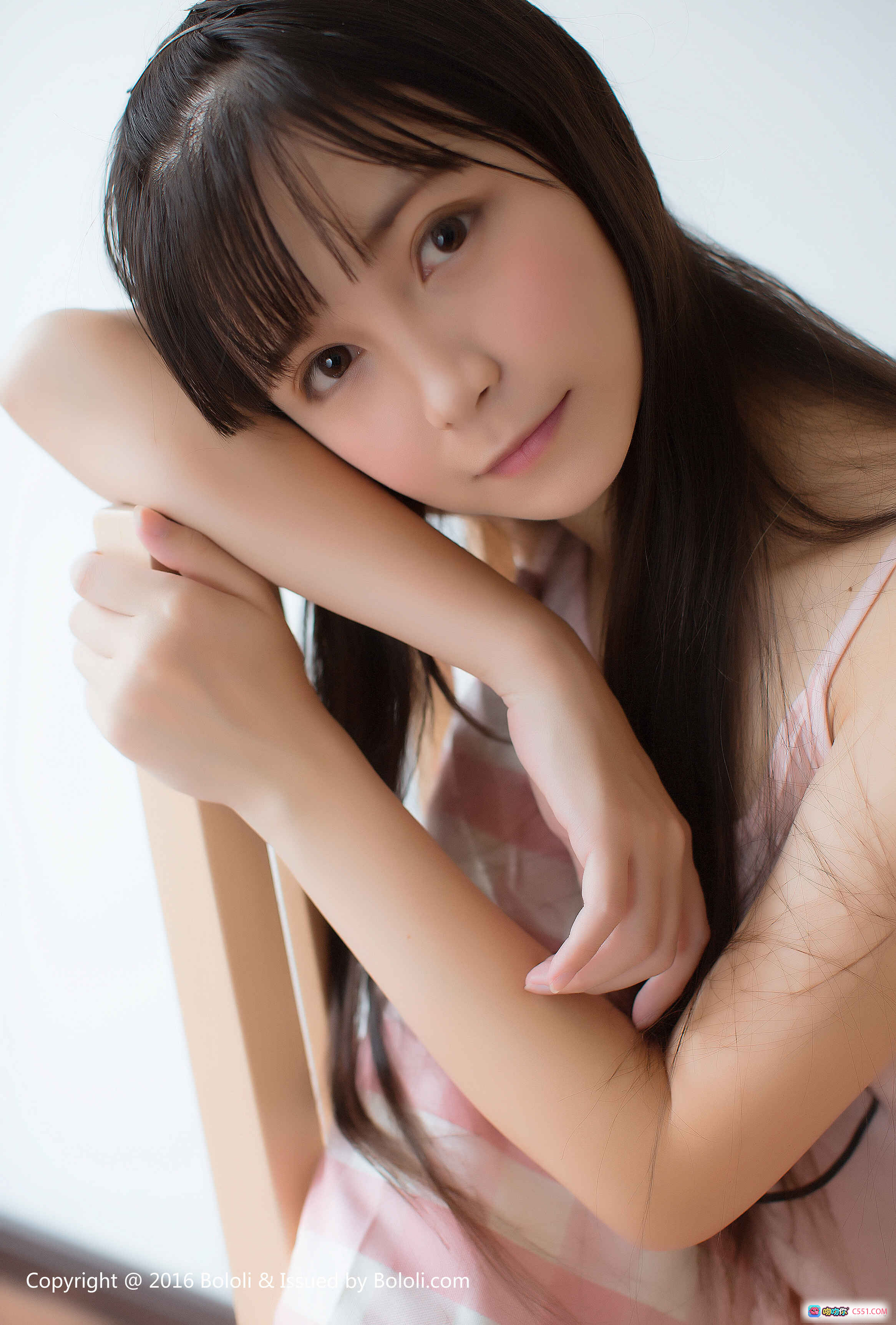 图片[5] - BoLoli波萝社Vol.110鱼丸粉嫩吊带睡衣清纯少女居家写真温柔凝视甜美笑容私房摄影集 - 就要吻