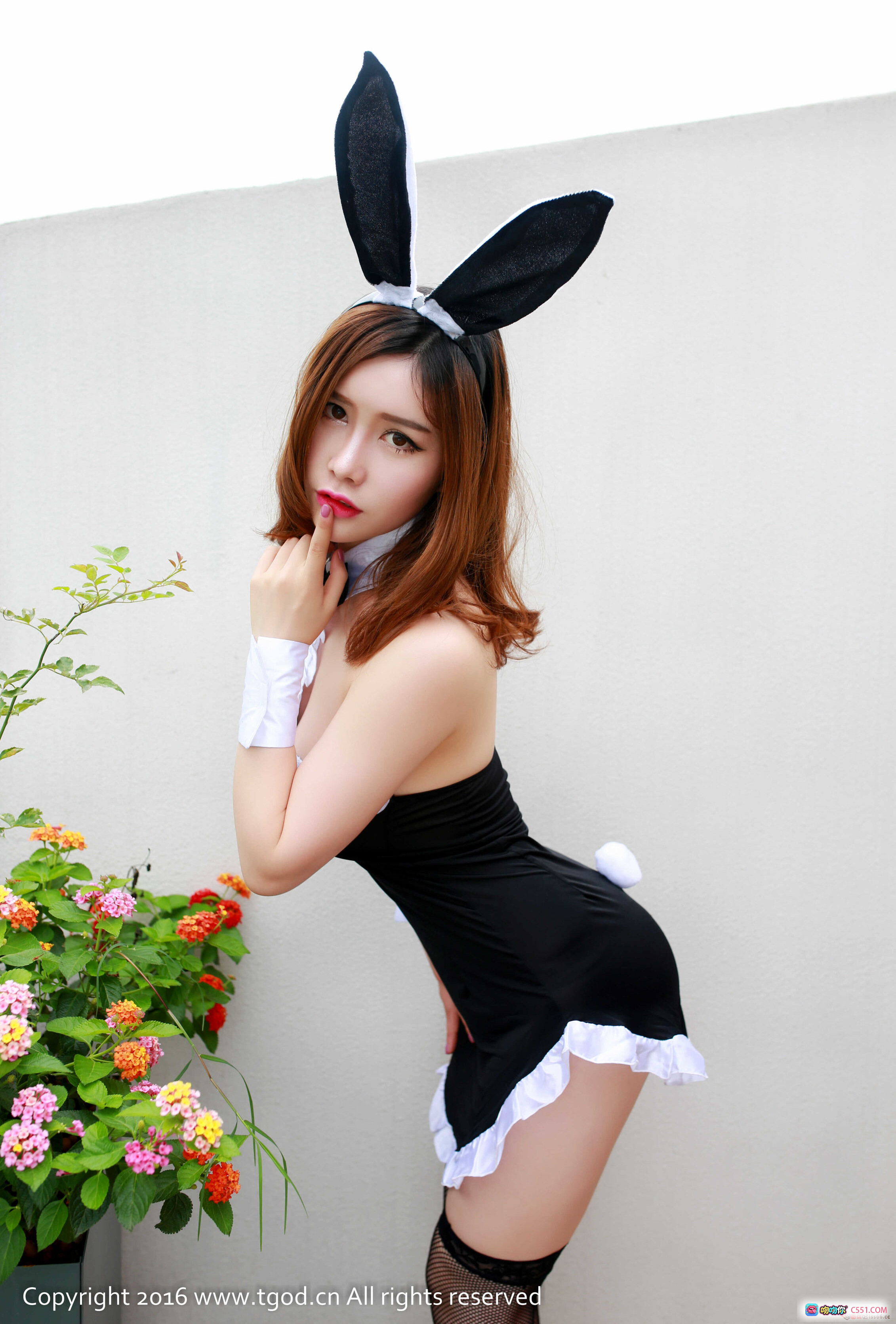 图片[2] - 于姬Yuna性感女郎百变秀 空姐制服诱惑 蓝白搭配短裙黑丝美腿写真 2016 TGOD高清图集 - 就要吻