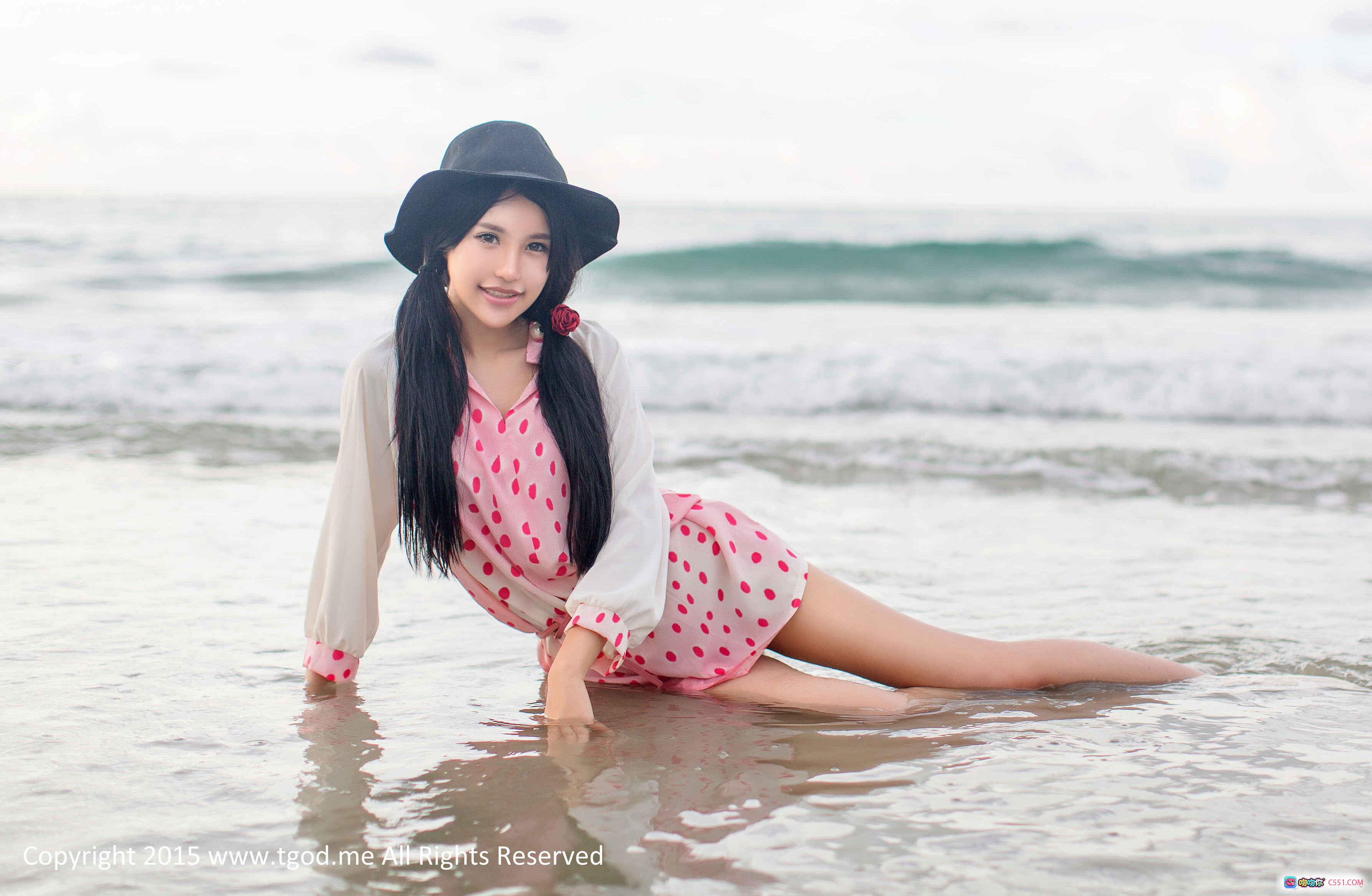 图片[3] - 乖乖女仆俏佳人绮里嘉ULA沙巴系列写真-蕾丝黑丝网袜美腿性感私房照 - 就要吻