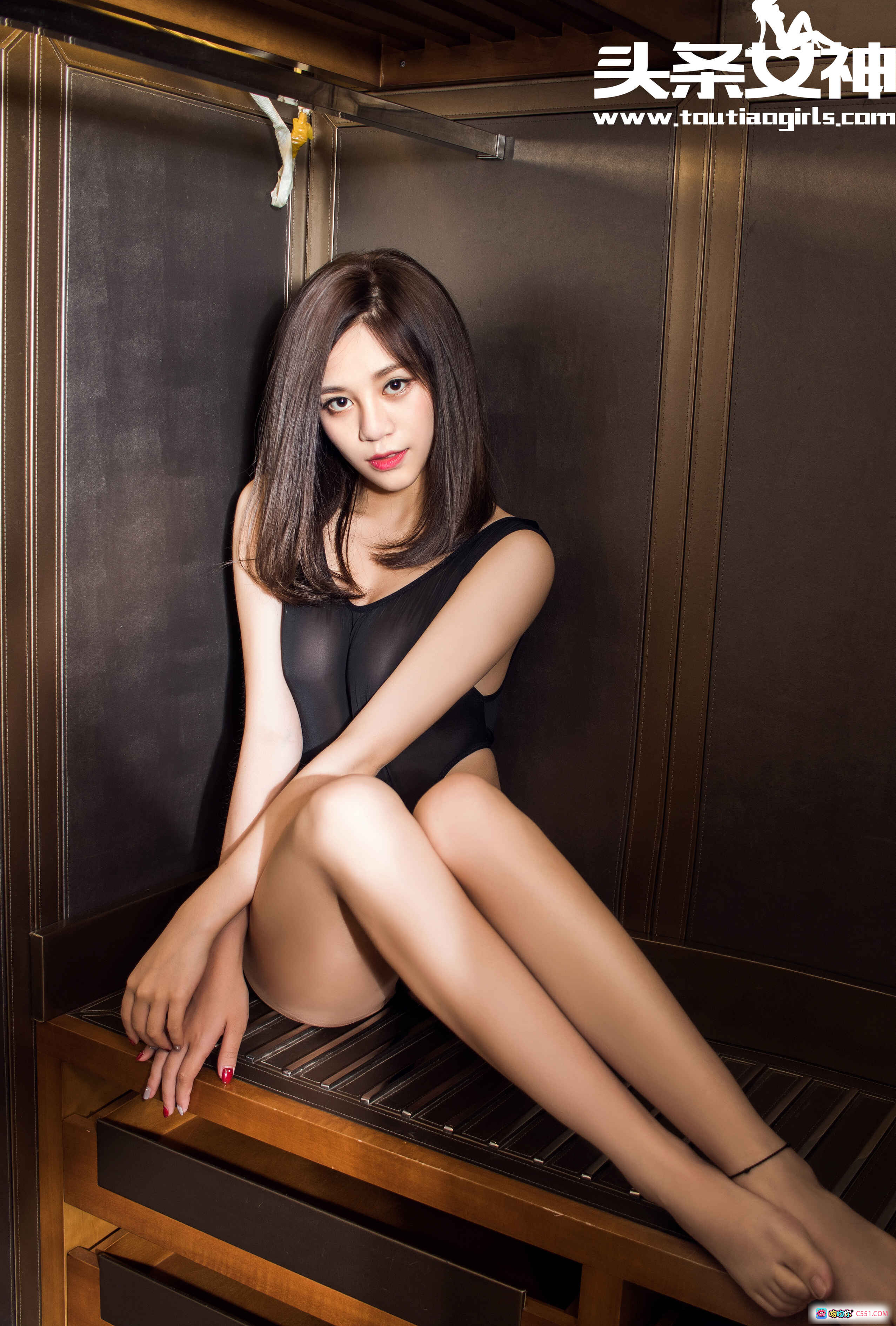 图片[2] - 头条女神雨燕百合风韵写真｜黑色透视连体衣性感私房照20P高清图集 - 就要吻