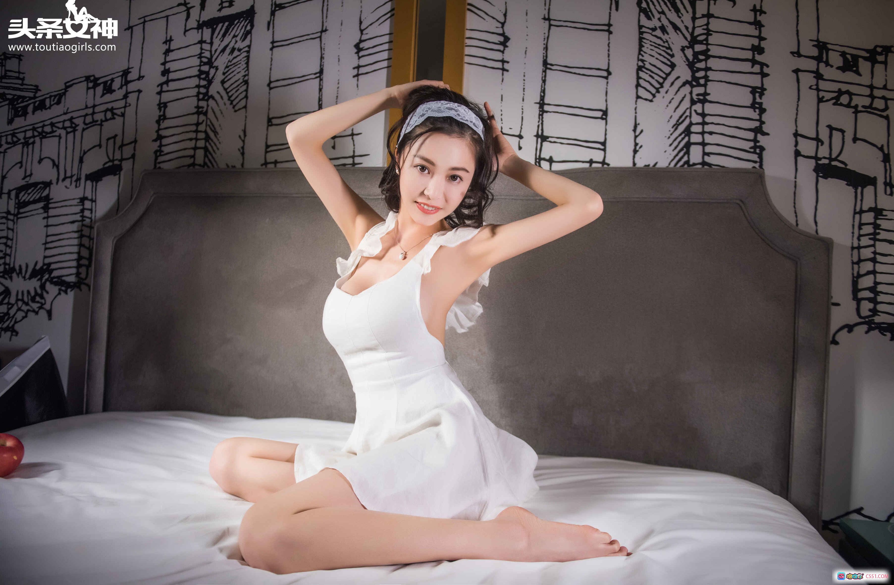 图片[6] - 头条女神小爱白色连衣裙性感写真 2016年12月10日清新美腿私房照 - 就要吻