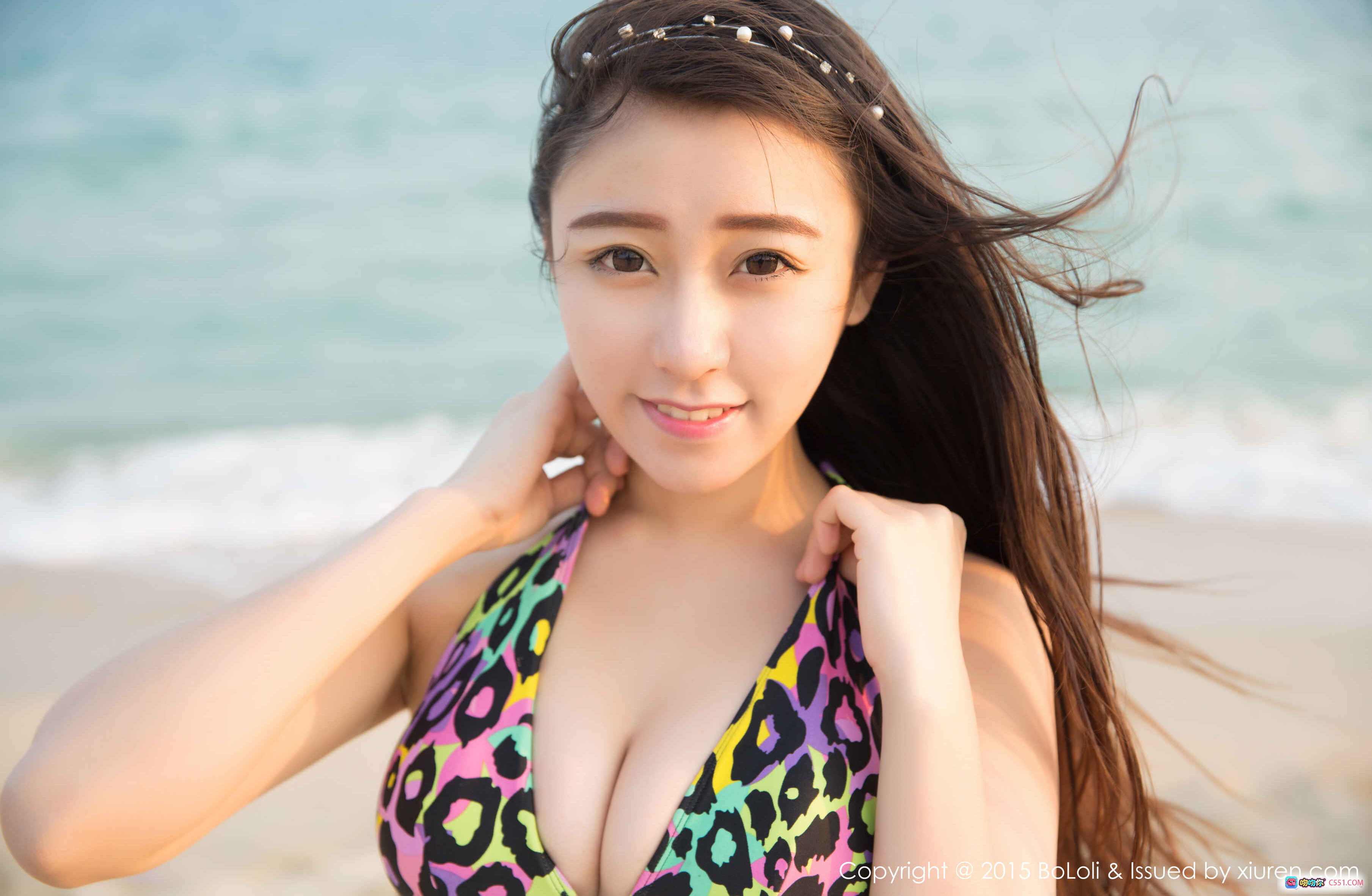 图片[9] - BoLoli波萝社朵比dobby白色泳衣户外绿植写真性感美腿跪姿自然光拍摄2015年5月14日Vol.022 - 就要吻