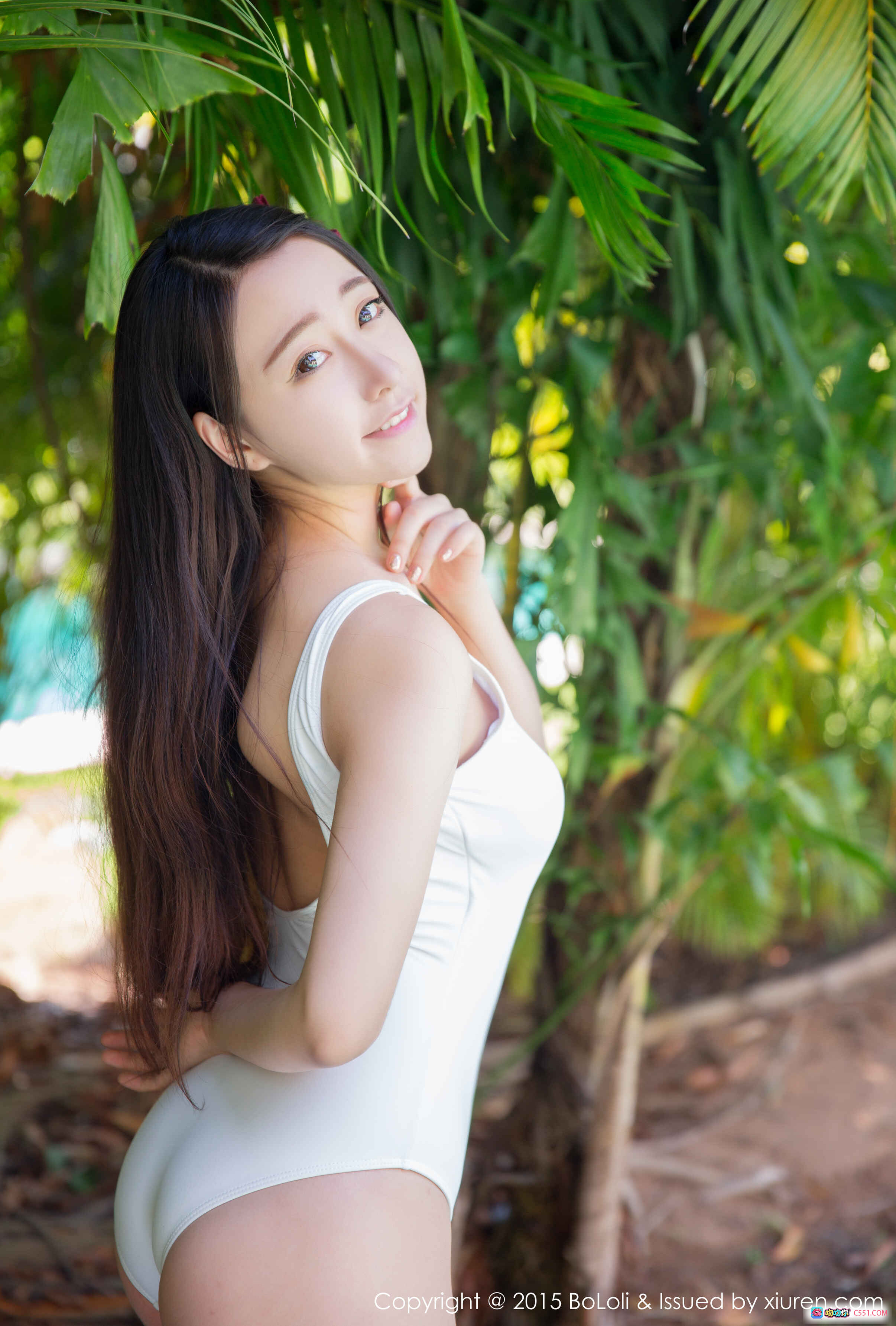 图片[10] - BoLoli波萝社朵比dobby白色泳衣户外绿植写真性感美腿跪姿自然光拍摄2015年5月14日Vol.022 - 就要吻