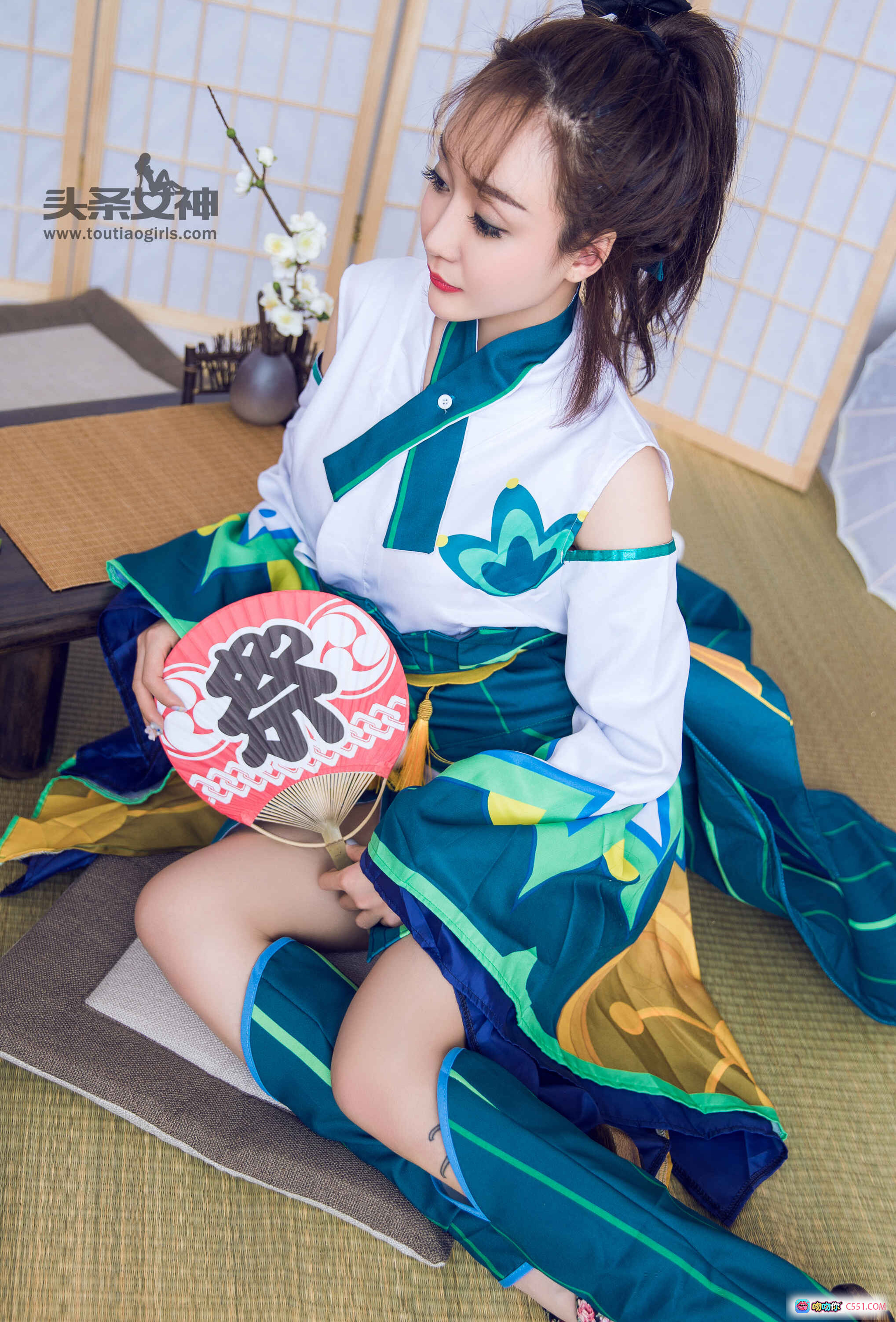 图片[5] - 头条女神米粒儿古风写真：白绿和服造型+蓝色花伞+日式屏风背景+清纯甜美妆容+盘发蝴蝶结发饰 - 就要吻