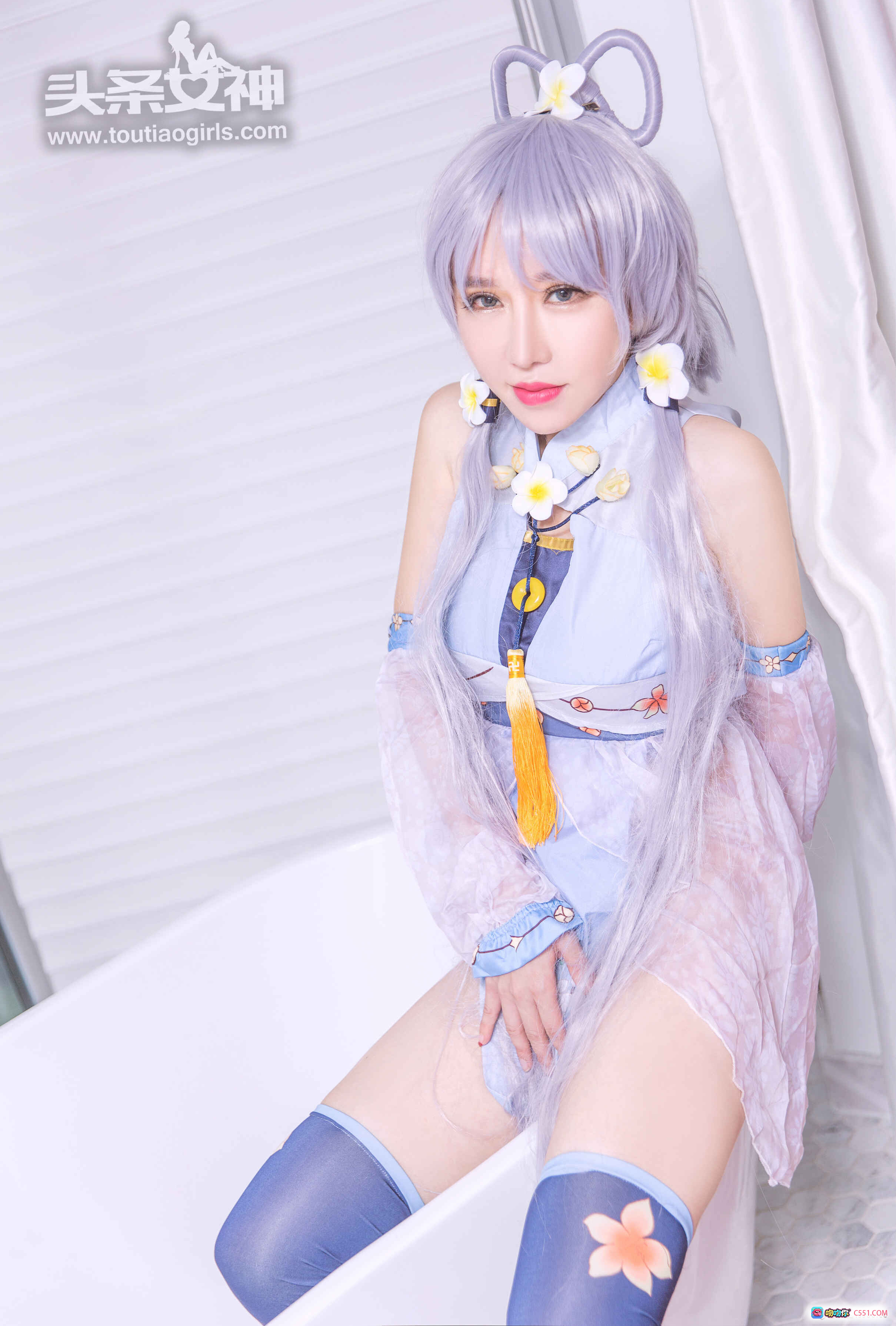 图片[2] - 头条女神欣欣COS写真：银发猫耳+古风薄纱+黑丝美腿+浴室场景+2017年9月14日高清23P - 就要吻