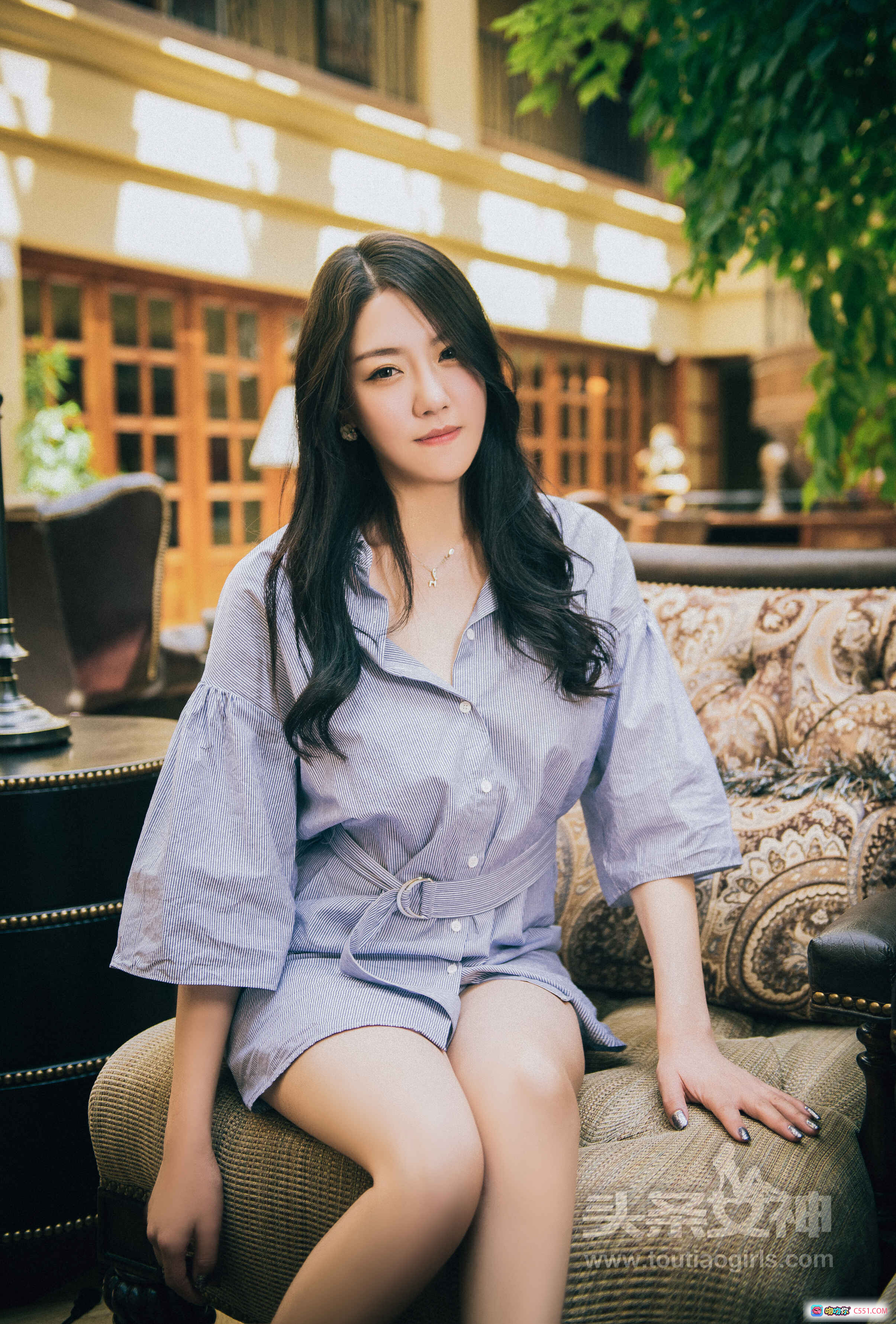 图片[9] - 丹丹爱在深秋 | 头条女神优雅写真 | 粉色吊带裙美拍 | 砖墙绿植背景 | 2017年7月3日高清图集 - 就要吻