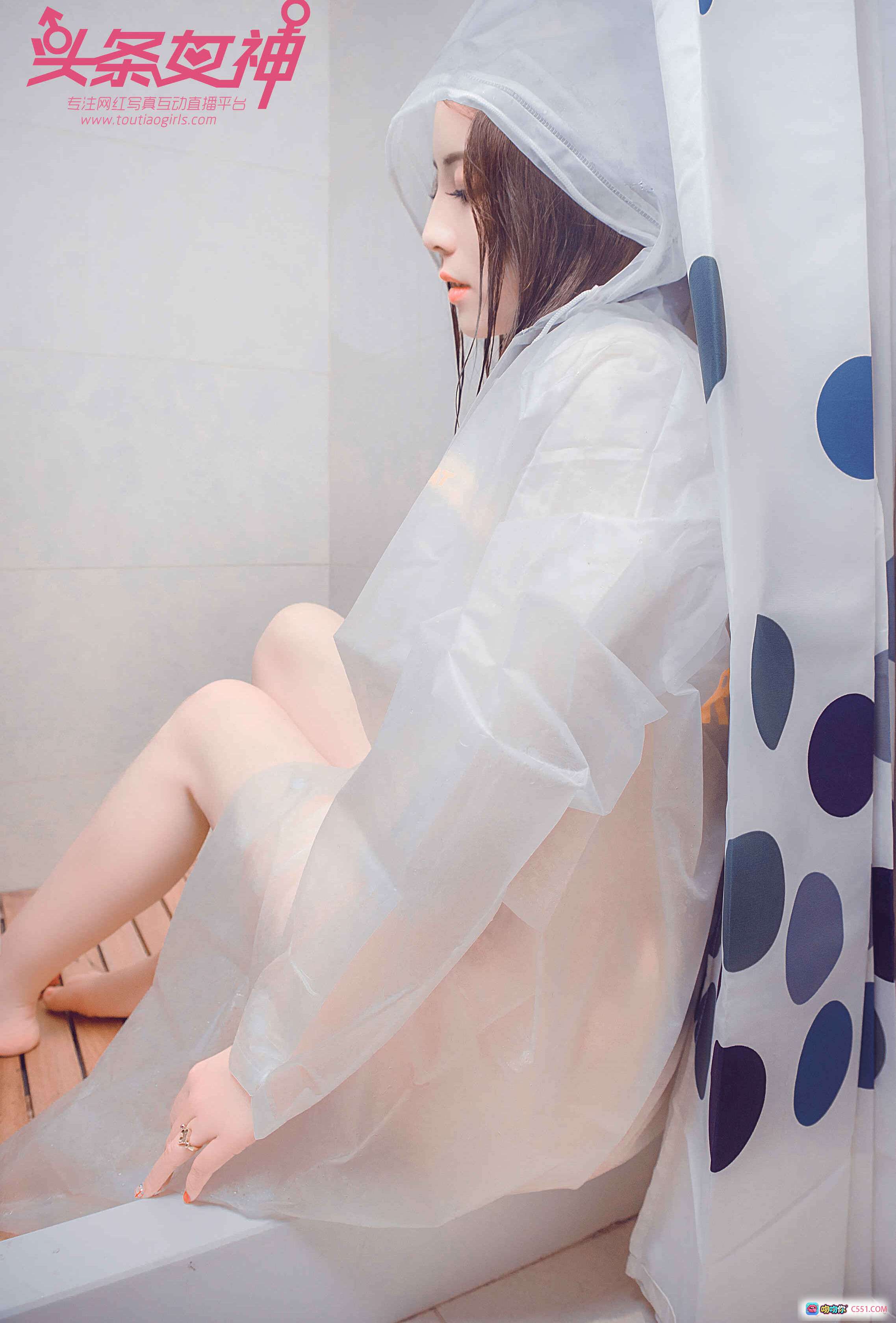 图片[2] - 头条女神雨衣修水迪爱儿性感写真45P高清美图-2018年4月18日发布 - 就要吻