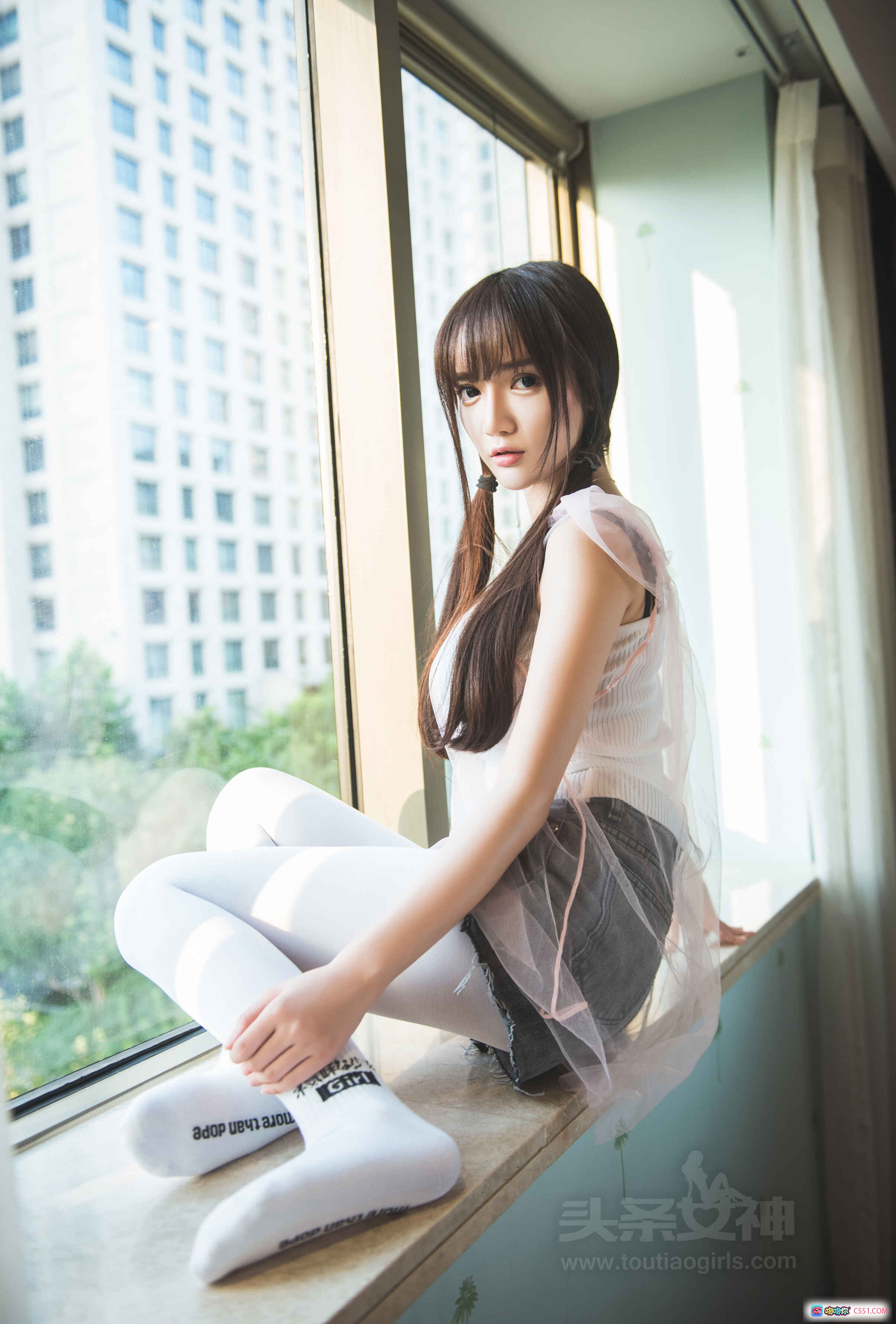 图片[6] - 小如镜窗边写真 | 白色纱帘少女风 | 丝袜美腿居家摄影 | 头条女神2017精选图集 - 就要吻