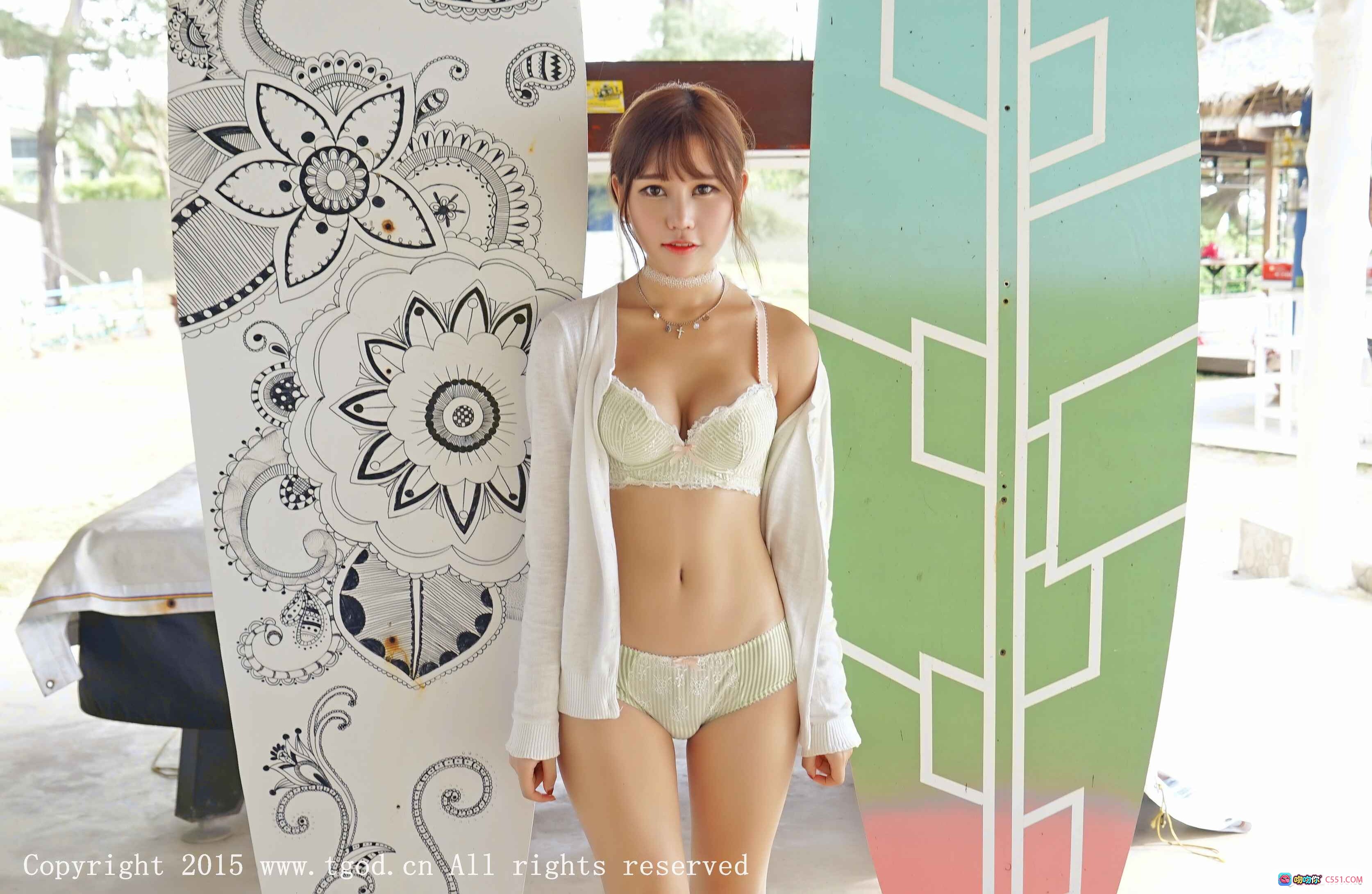 图片[6] - 普吉岛旅拍Milk楚楚性感比基尼沙滩写真 43P高清美图 白色吊带蓝色短裤热带风情 - 就要吻