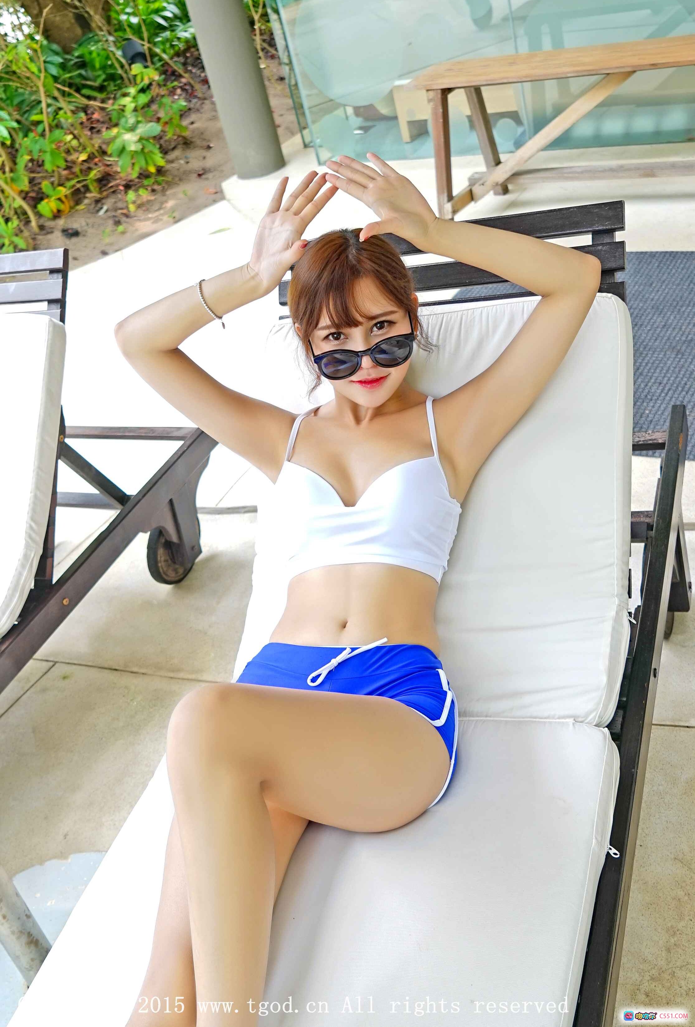 图片[7] - 普吉岛旅拍Milk楚楚性感比基尼沙滩写真 43P高清美图 白色吊带蓝色短裤热带风情 - 就要吻