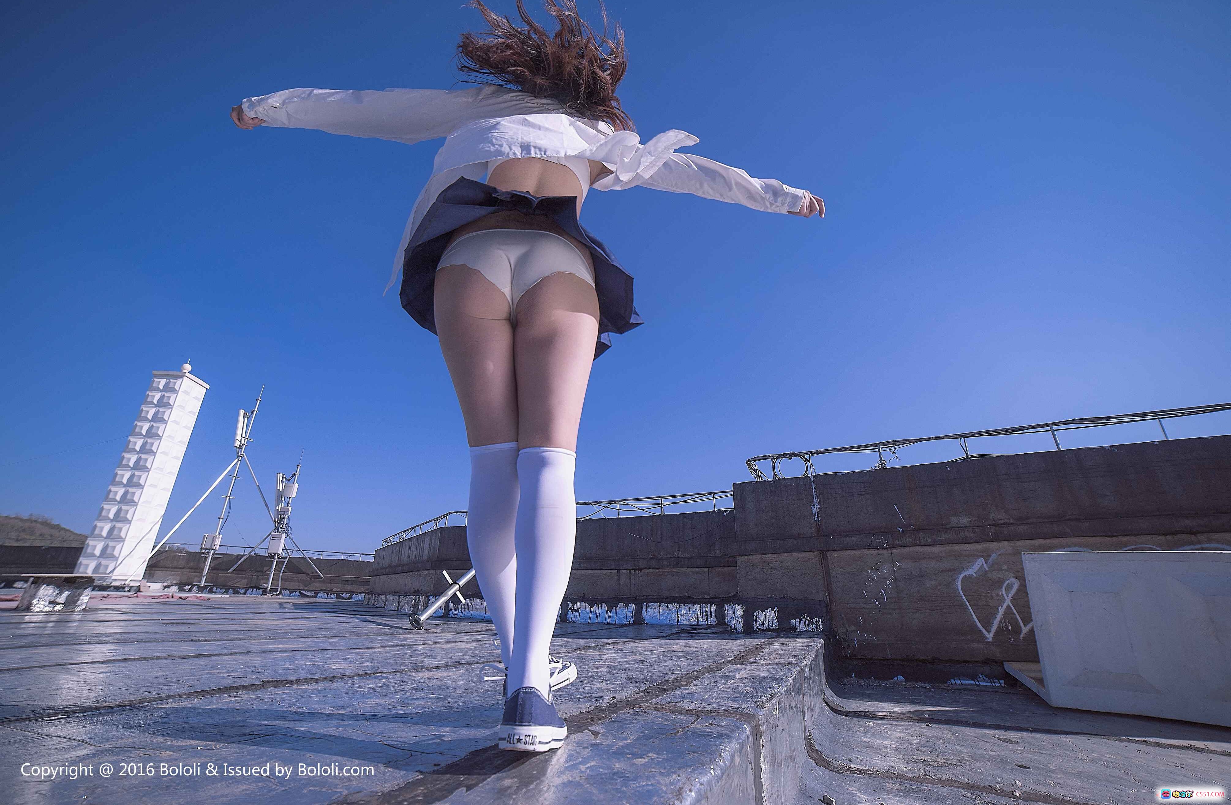 图片[8] - BoLoli波萝社VOL.055菟菟白内衣蓝裙海边写真 清新自然少女风性感美拍 - 就要吻