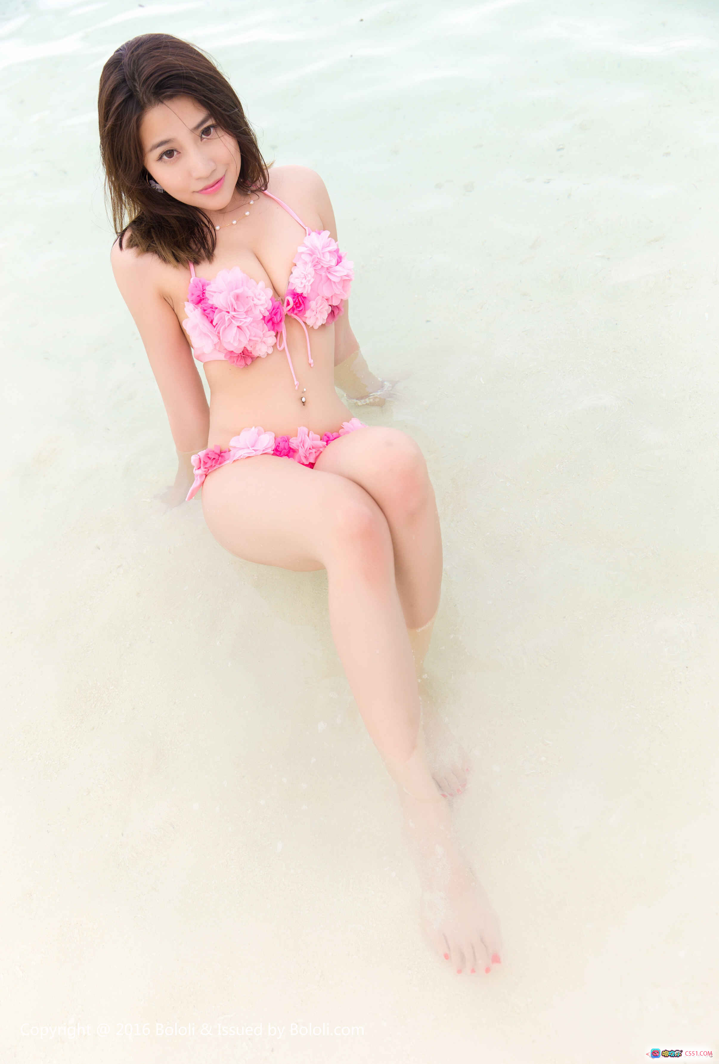 图片[2] - 许诺Sabrina粉色比基尼海滩写真 | BoLoli波萝社VOL.106性感美拍 | 2017年8月22日高清图集 - 就要吻