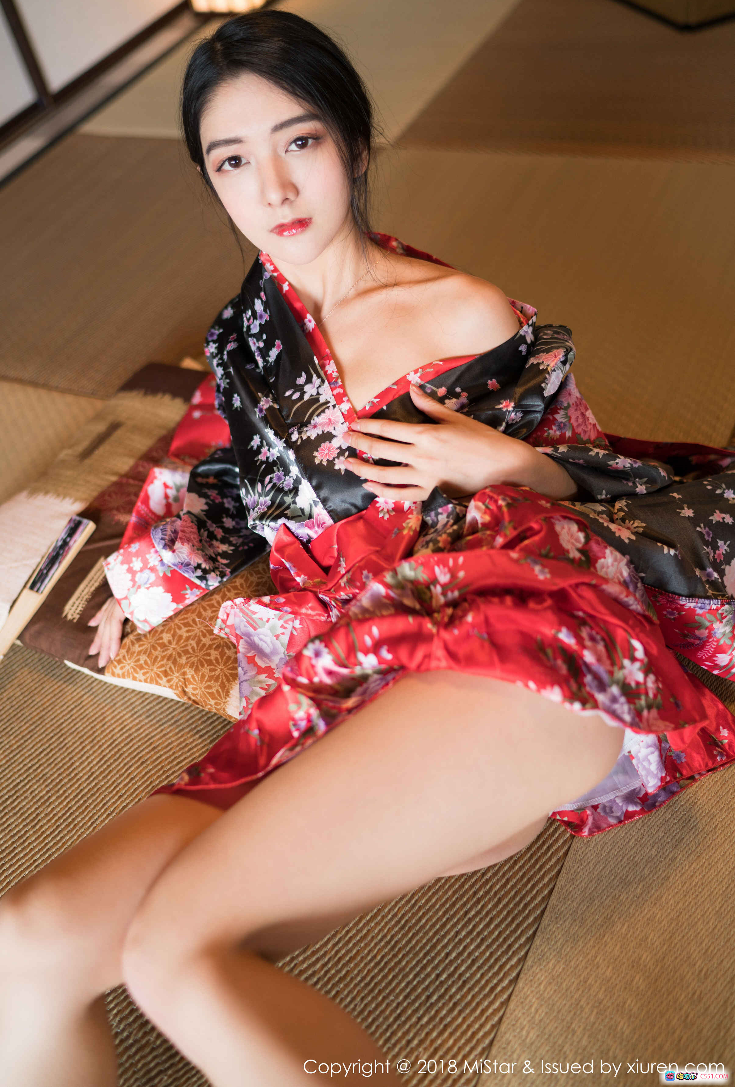 图片[6] - MiStar 2018.02.28 VOL.213 小热巴 日式和风写真 红黑樱花浴衣 美腿坐姿 东方古典美学 柔美气质室内摄影 - 就要吻