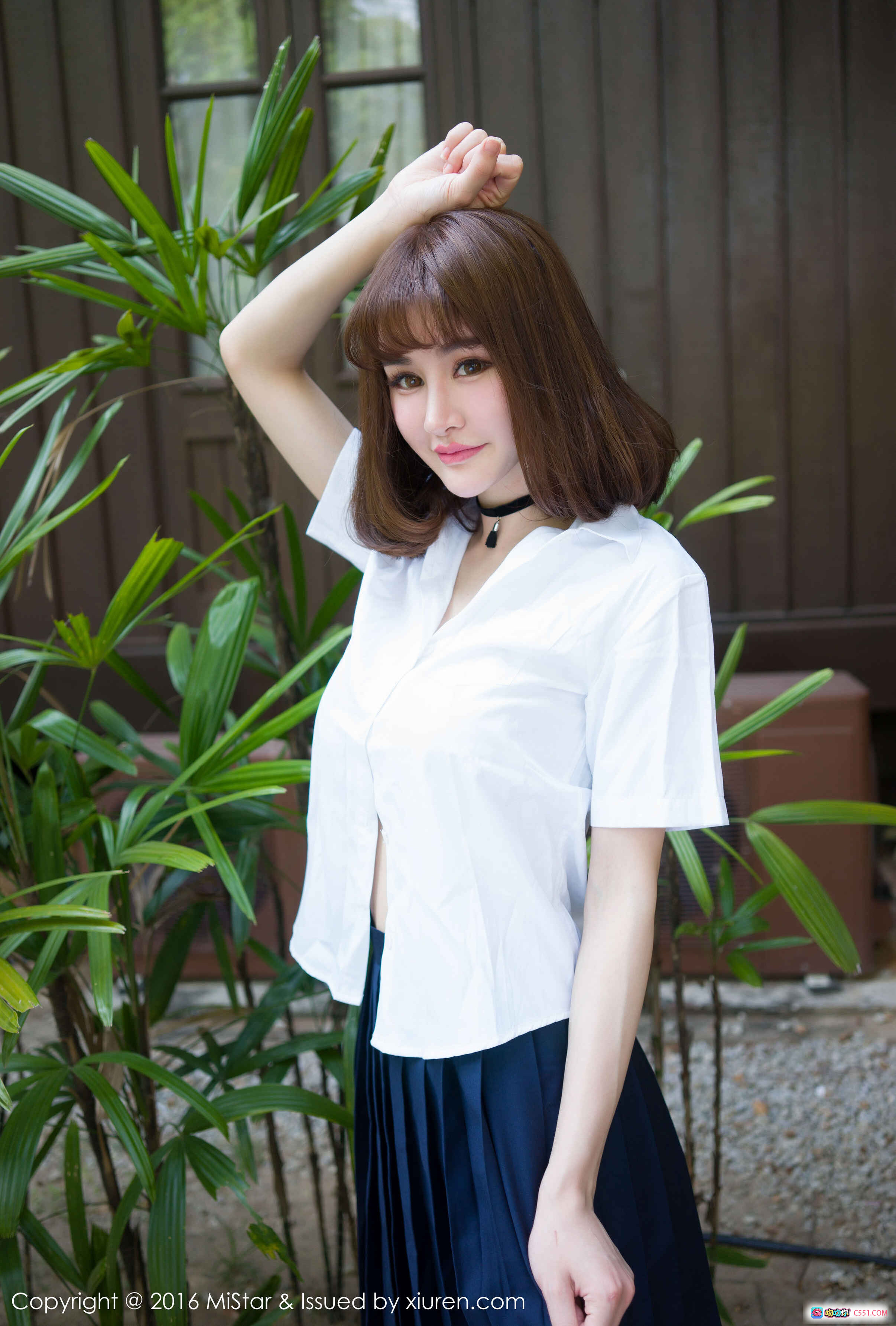 Cheryl青树兰卡威旅拍写真｜白色衬衫深蓝百褶裙｜清新自然户外人像｜MiStar2016 VOL.076 - 就要吻