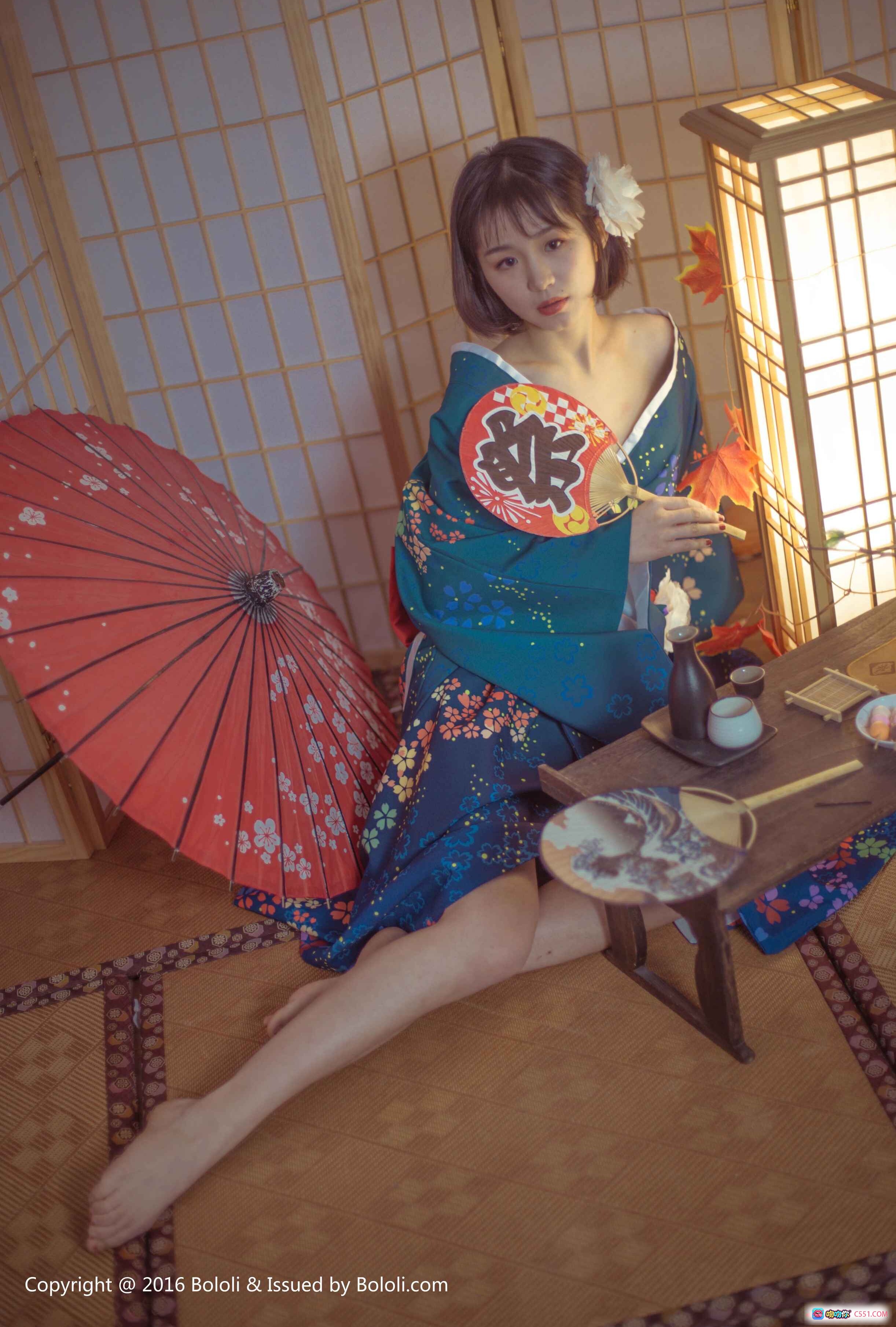 图片[3] - 日系和风少女写真 | 蓝色樱花浴衣 | 白花发饰 | 手持狐狸面具 | 传统日式屏风背景 | BoLoli波萝社2018年1月16日VOL.132 - 就要吻