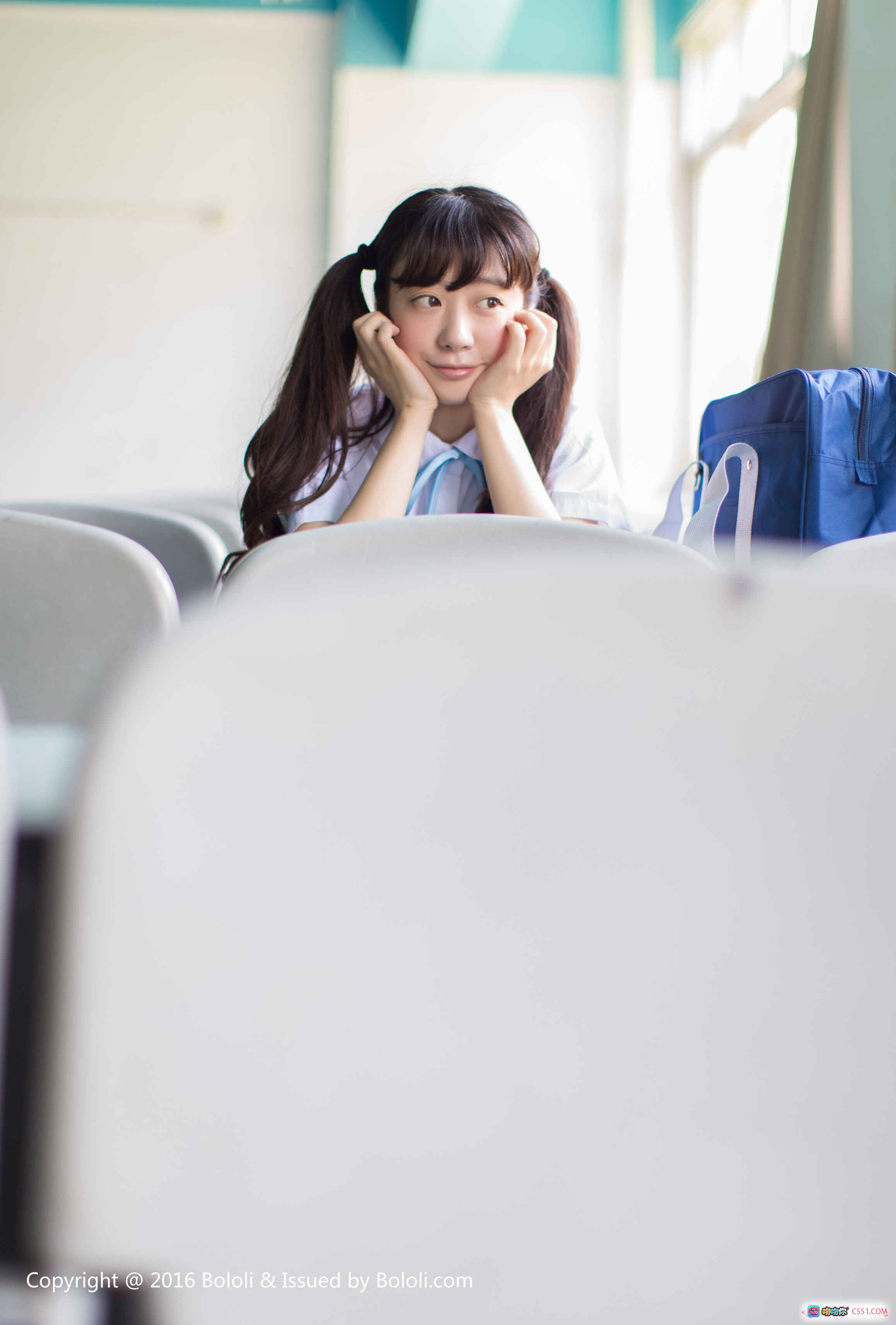 图片[5] - BoLoli波萝社VOL.092 SUKI校园少女写真 甜美双马尾制服少女课堂场景清新自然风格 2017年7月27日发布 - 就要吻