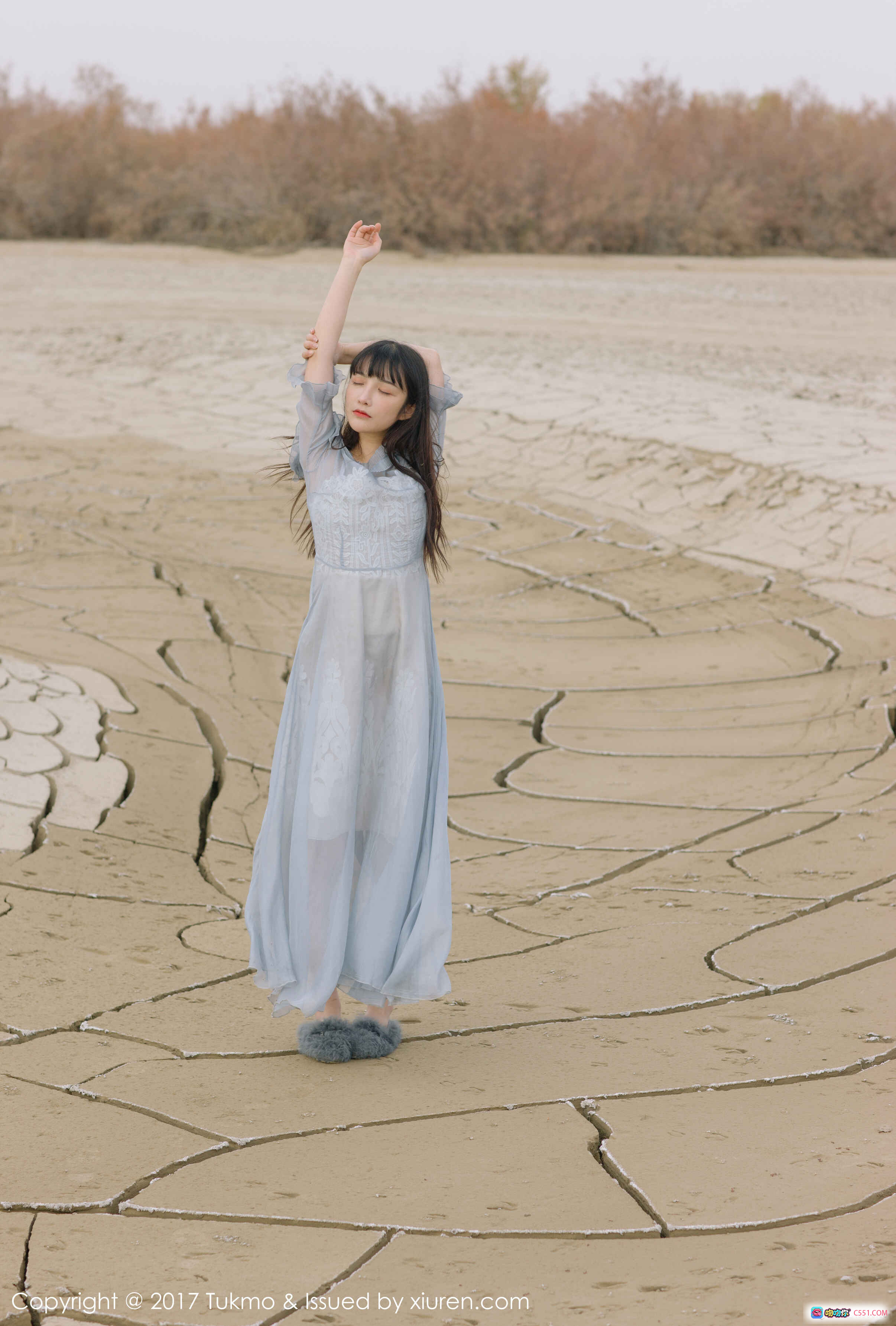 图片[9] - Tukmo 2017清新少女写真 | 浅蓝长裙飘逸姿态 | 甜美齐刘海造型 | 柔光背景文艺风 | 高清40+张摄影集 - 就要吻