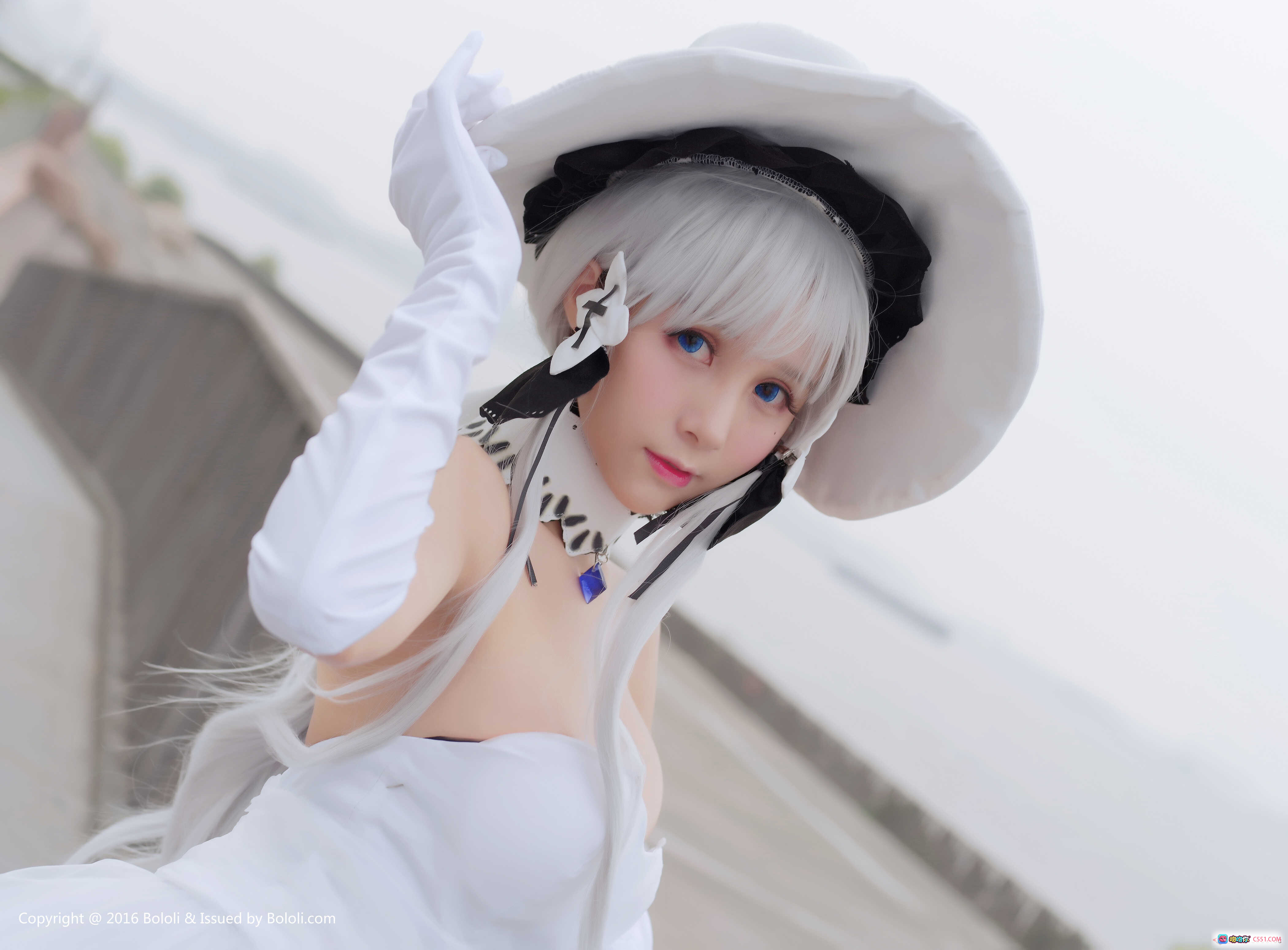 图片[5] - 夏美酱cosplay白发女巫造型 – 宽檐帽+十字花饰+蕾丝颈饰 – BoLoli波萝社VOL.117高清写真 - 就要吻