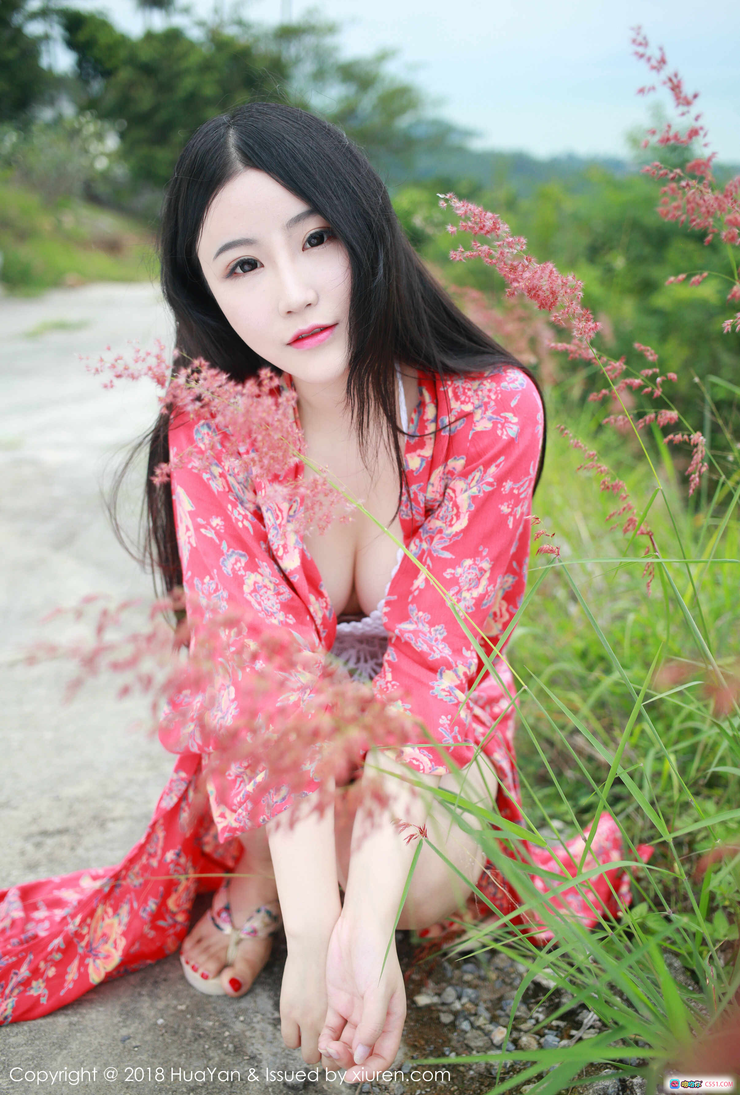 图片[9] - 谢芷馨Sindy性感写真 | 白色镂空泳衣搭配红色花卉罩衫 | HuaYan花の颜2018 Vol.055优雅私房照 - 就要吻