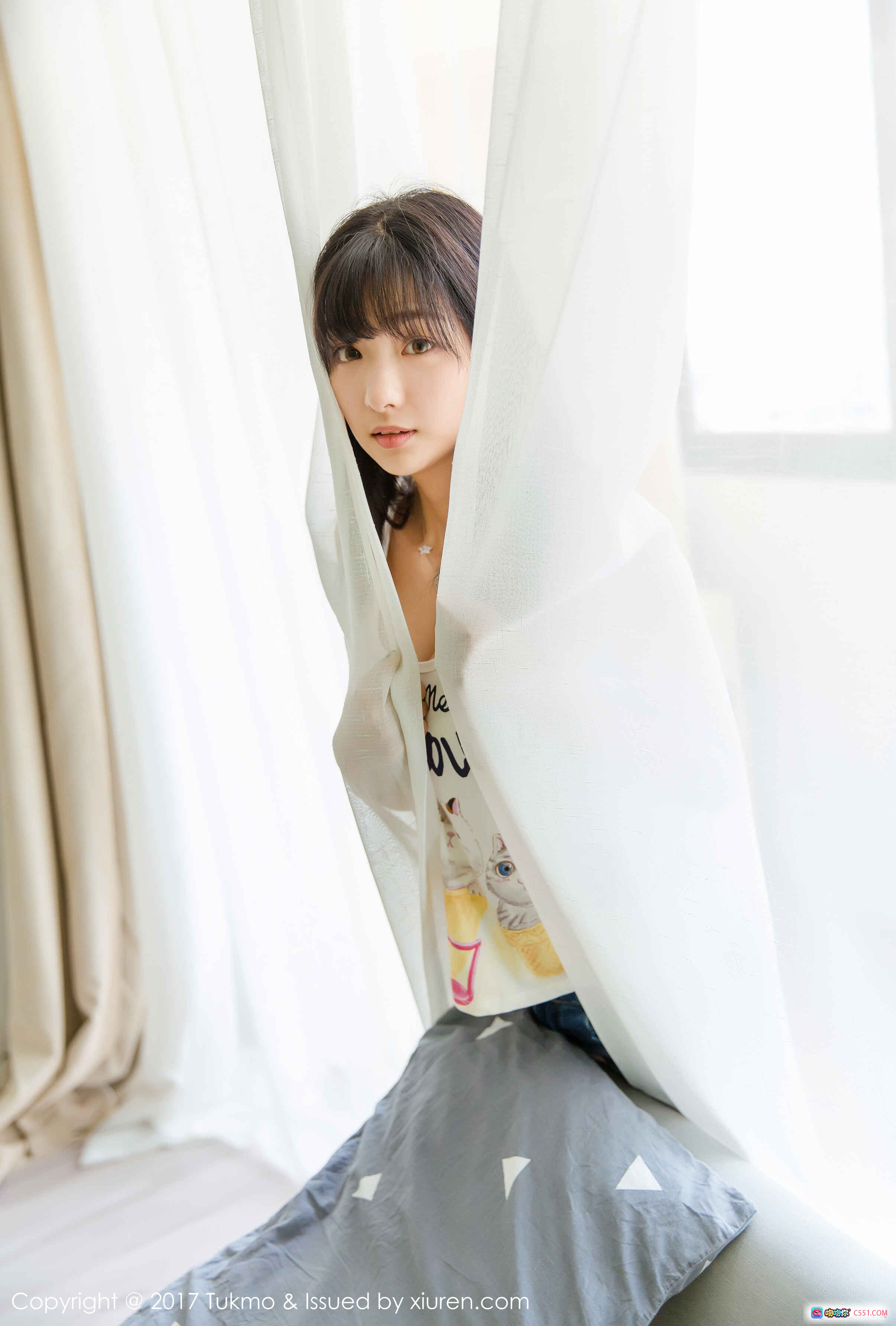 图片[7] - Tukmo 2017.07.12 VOL.095 球球 白色猫咪印花吊带裙 少女窗帘后偷看 清新自然写真 41张高清图集 - 就要吻