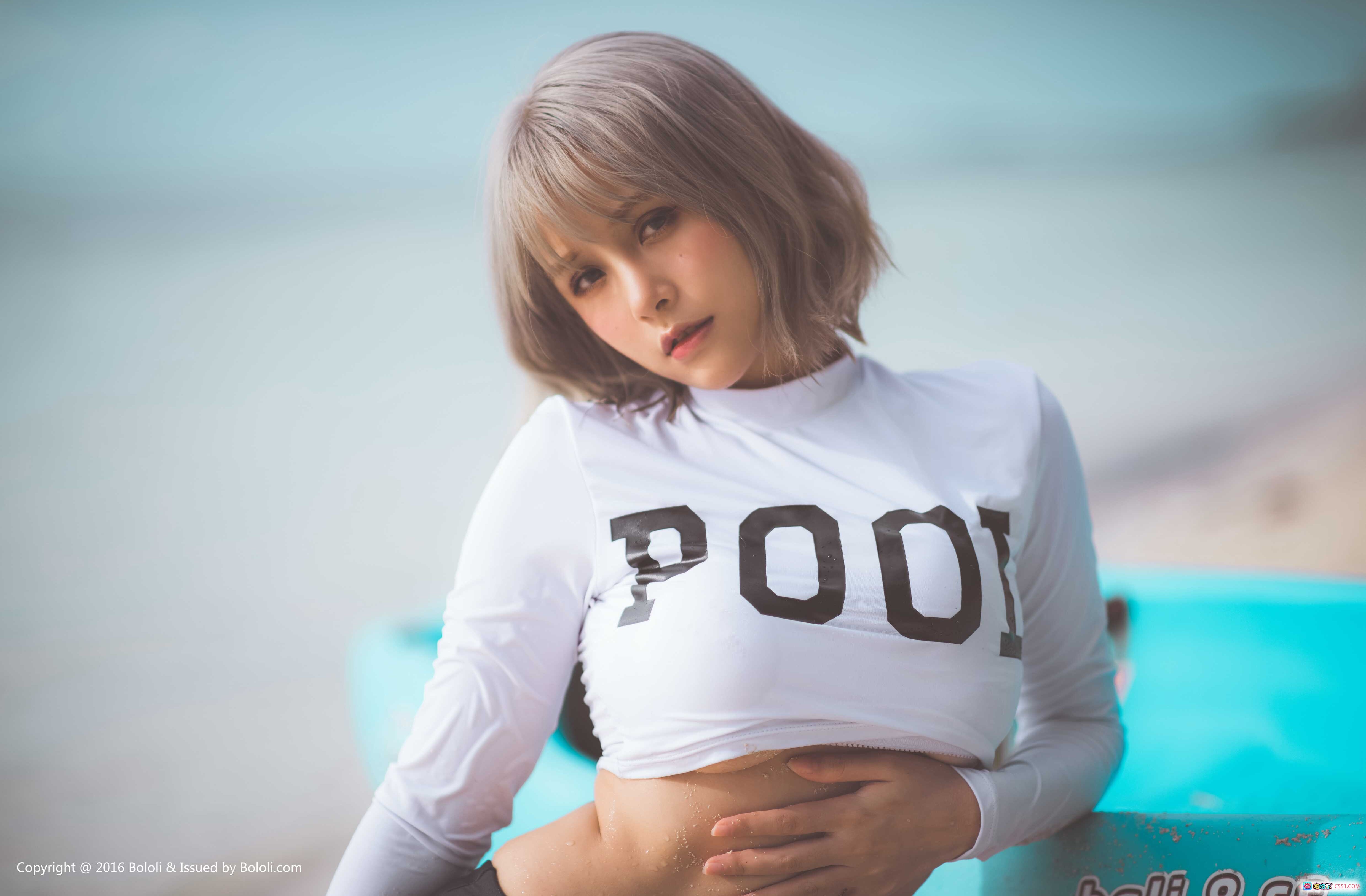 图片[8] - 夏美酱海边风情写真 | BoLoLi波萝社VOL.123 | 白色POLO短款上衣+黑色泳裤 | 银发少女热带植物背景 | 2017.10.28高清48P - 就要吻