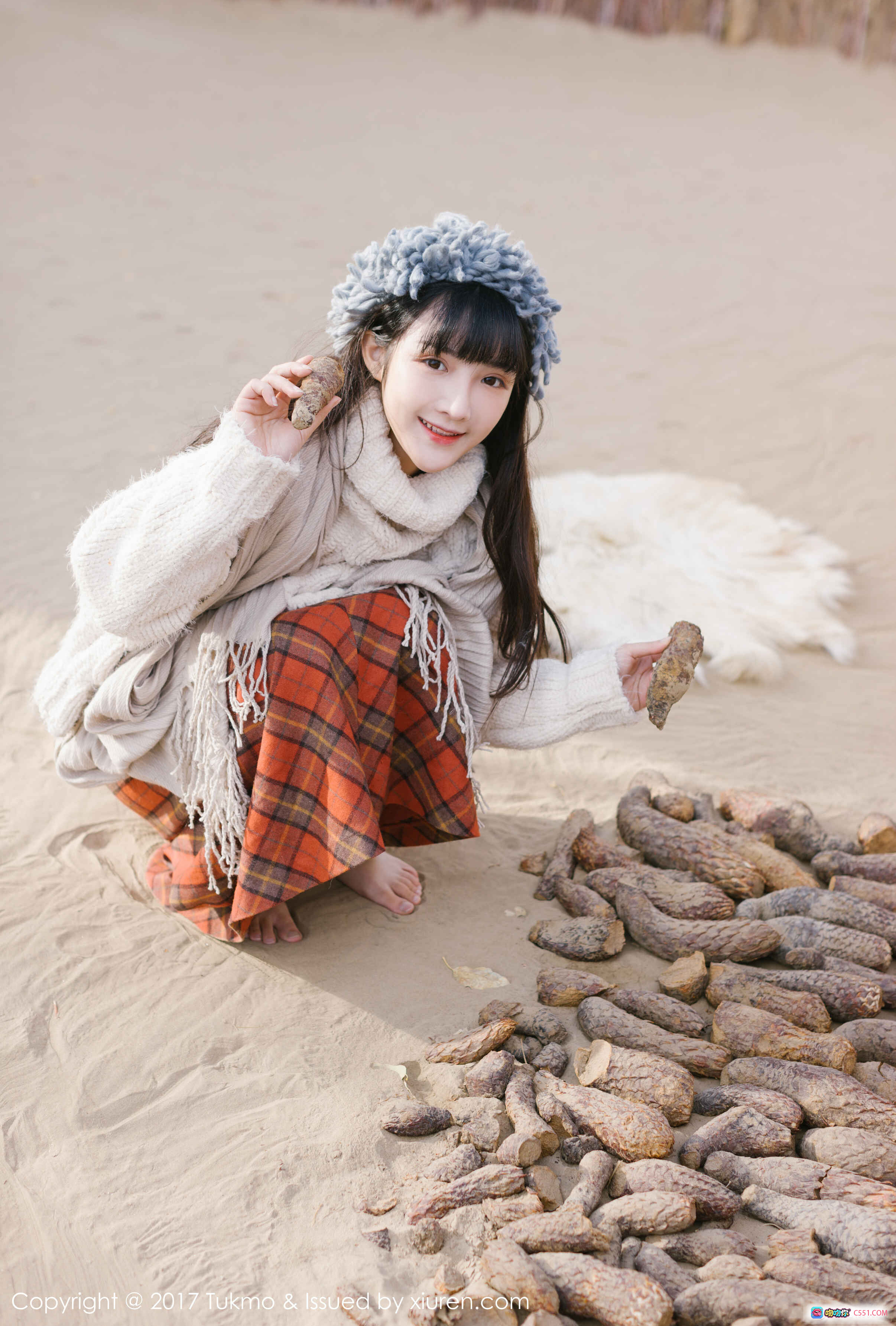 图片[4] - Tukmo 2017 Vol.098 应 甜美少女毛线帽格子裙写真 温柔日系风室内光影摄影 - 就要吻