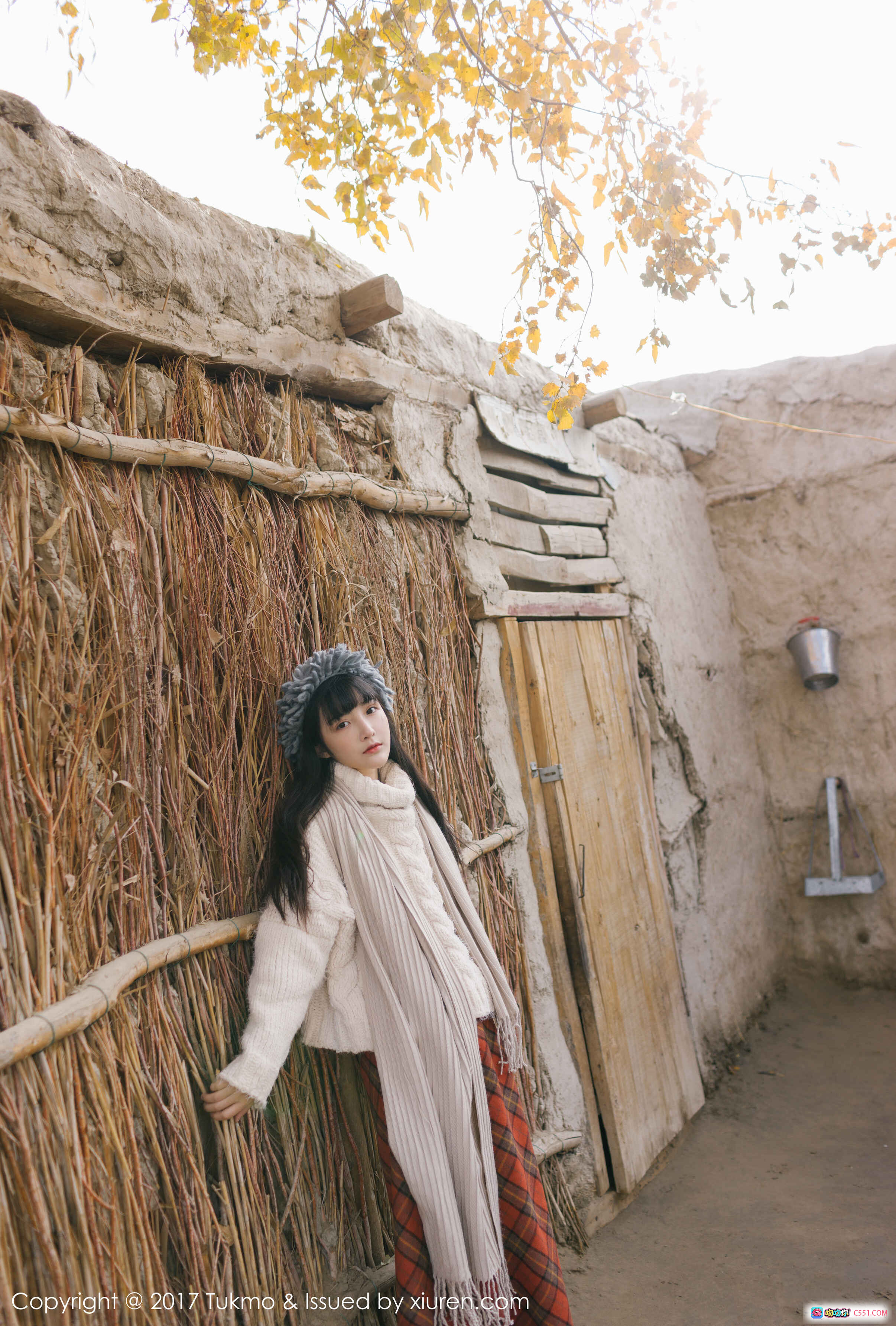 图片[7] - Tukmo 2017 Vol.098 应 甜美少女毛线帽格子裙写真 温柔日系风室内光影摄影 - 就要吻