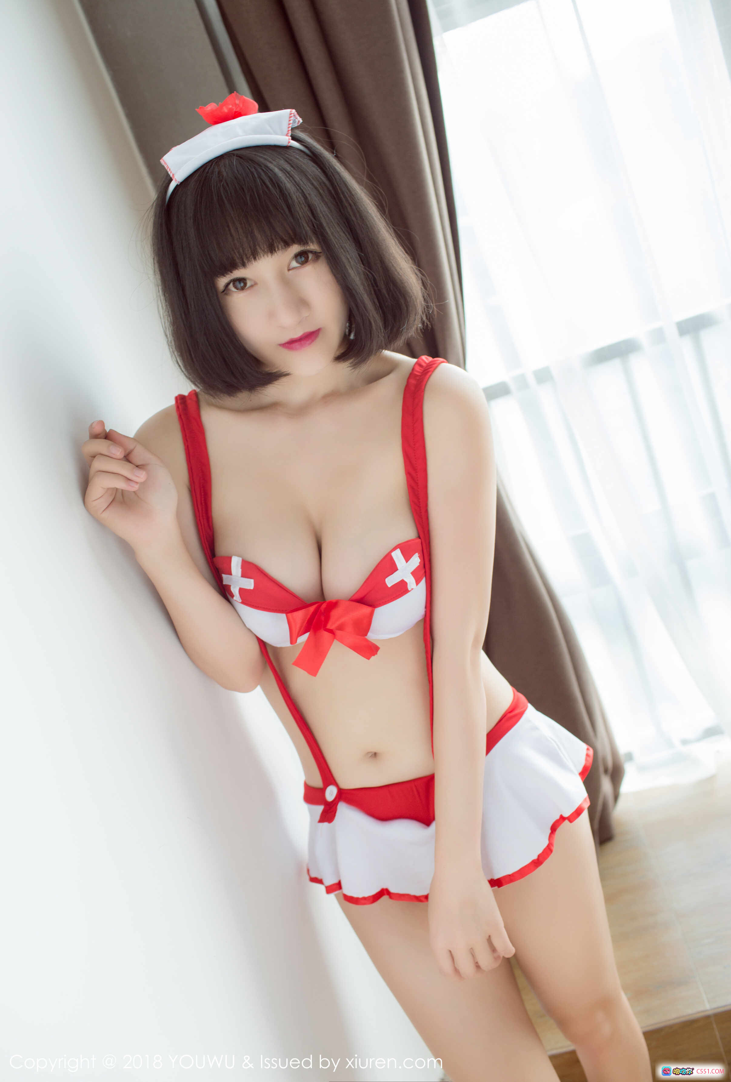 图片[8] - YouWu尤物馆2018.06.19 Vol.098 小探戈 护士装写真 甜美短发 木质楼梯 窗边柔光 无视频 - 就要吻