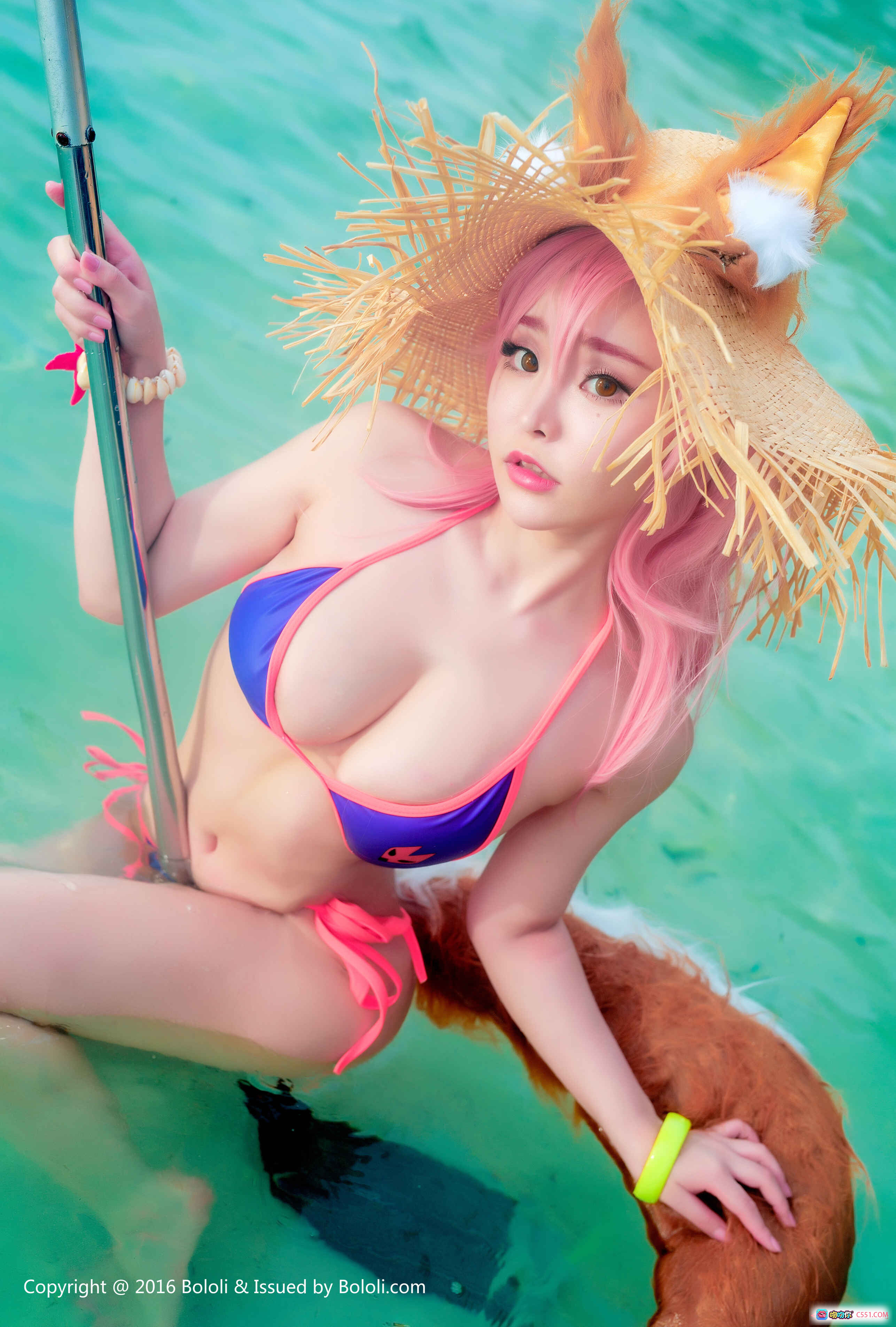 图片[9] - 柳侑绮比基尼划船写真 | BoLoli波萝社VOL.131海边皮划艇美女摄影 | 粉发草帽沙滩风情 - 就要吻