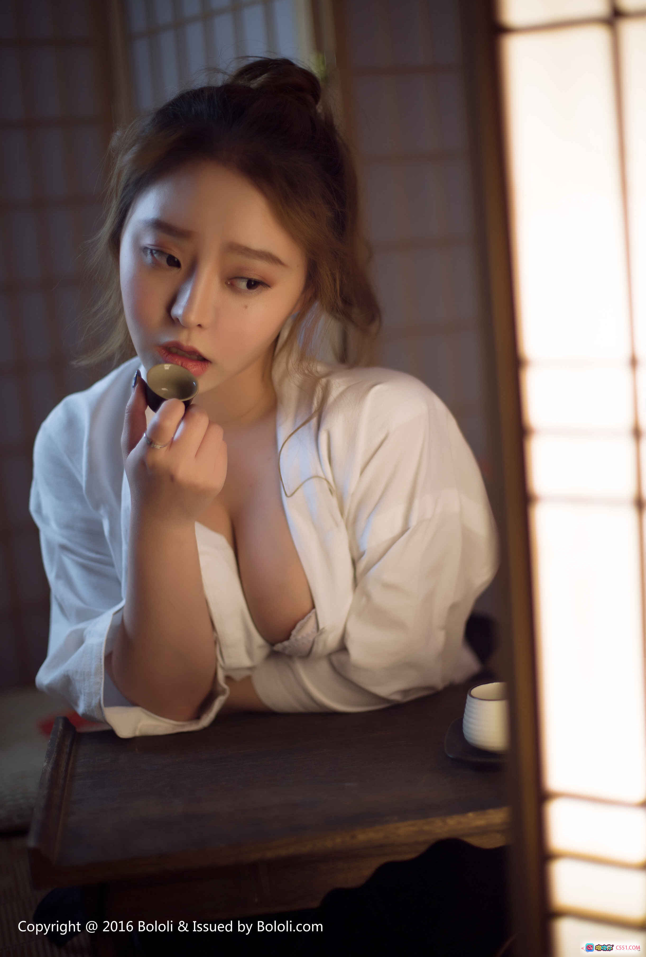 柳侑绮剑道女武士写真 | BoLoli波萝社VOL.135 | 白衬衫日系和风摄影 | 2018年2月13日发布 - 就要吻