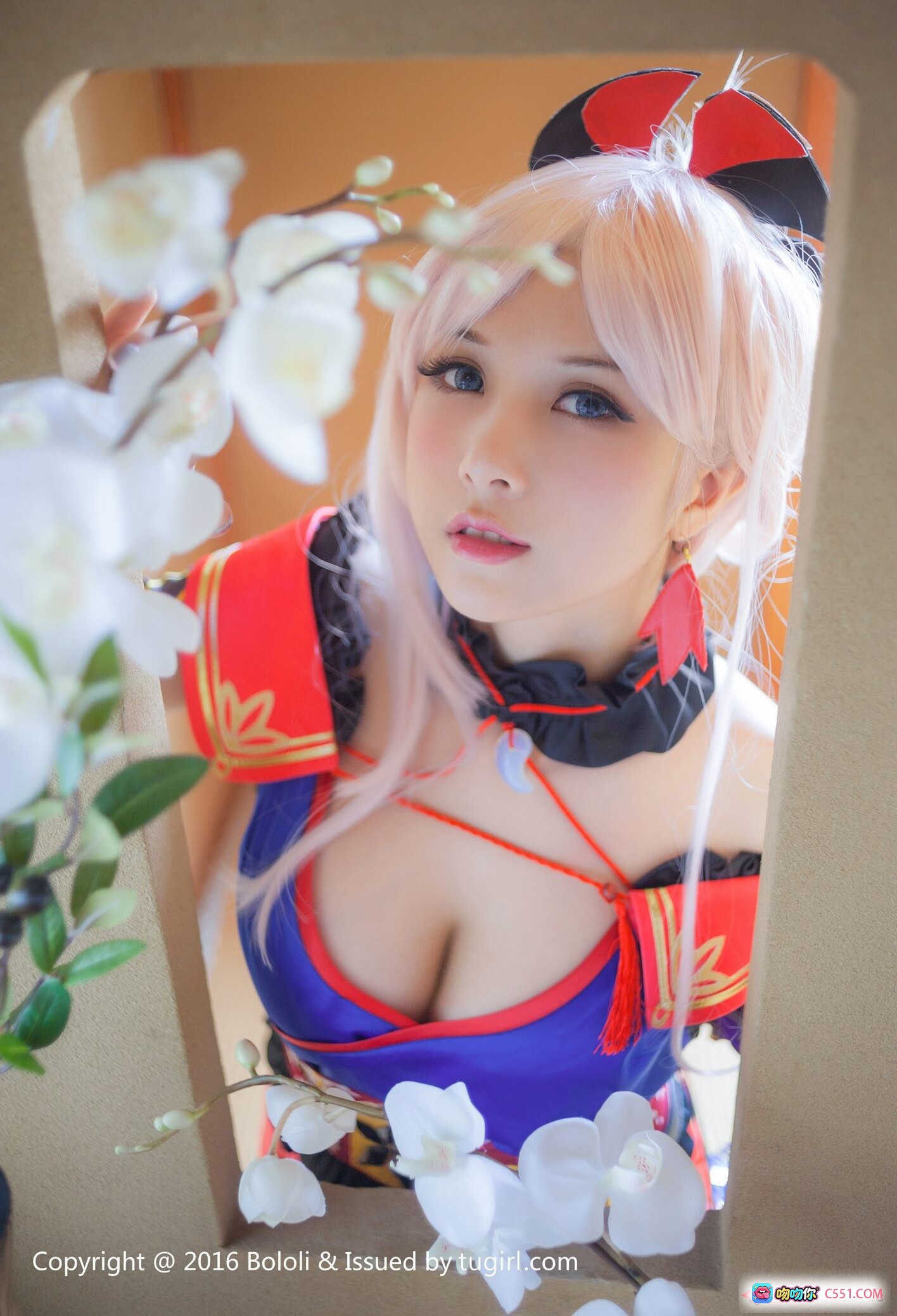 图片[10] - 夏美酱Cosplay写真 | BoLoli波萝社VOL.079 | 和风少女持剑造型 | 红蓝配色战裙 | 日式庭院外景拍摄 - 就要吻