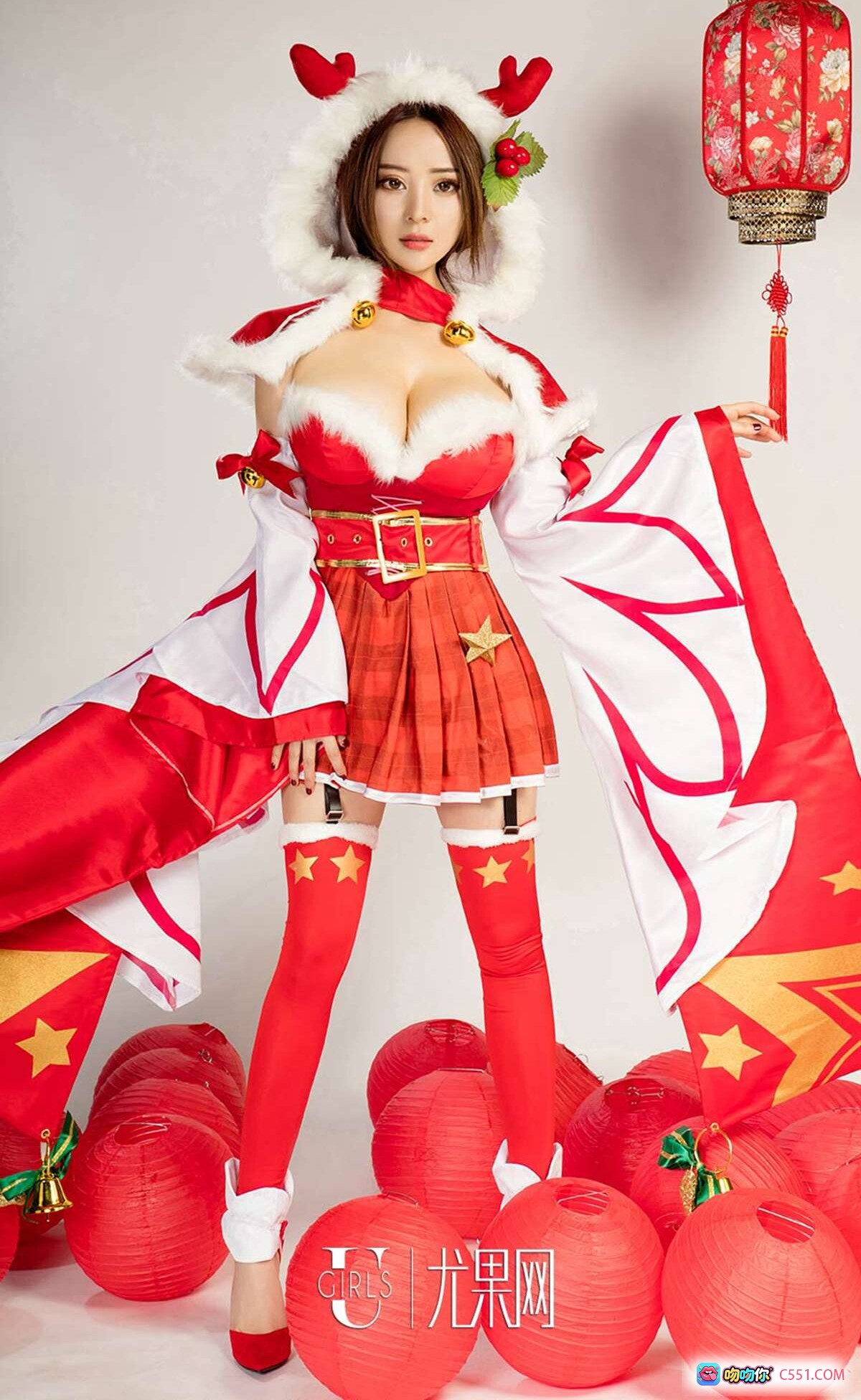 图片[9] - Ugirls尤果网爱尤物No.1004春节主题Cosplay写真 金发兔耳少女红灯笼糖葫芦年味十足 - 就要吻