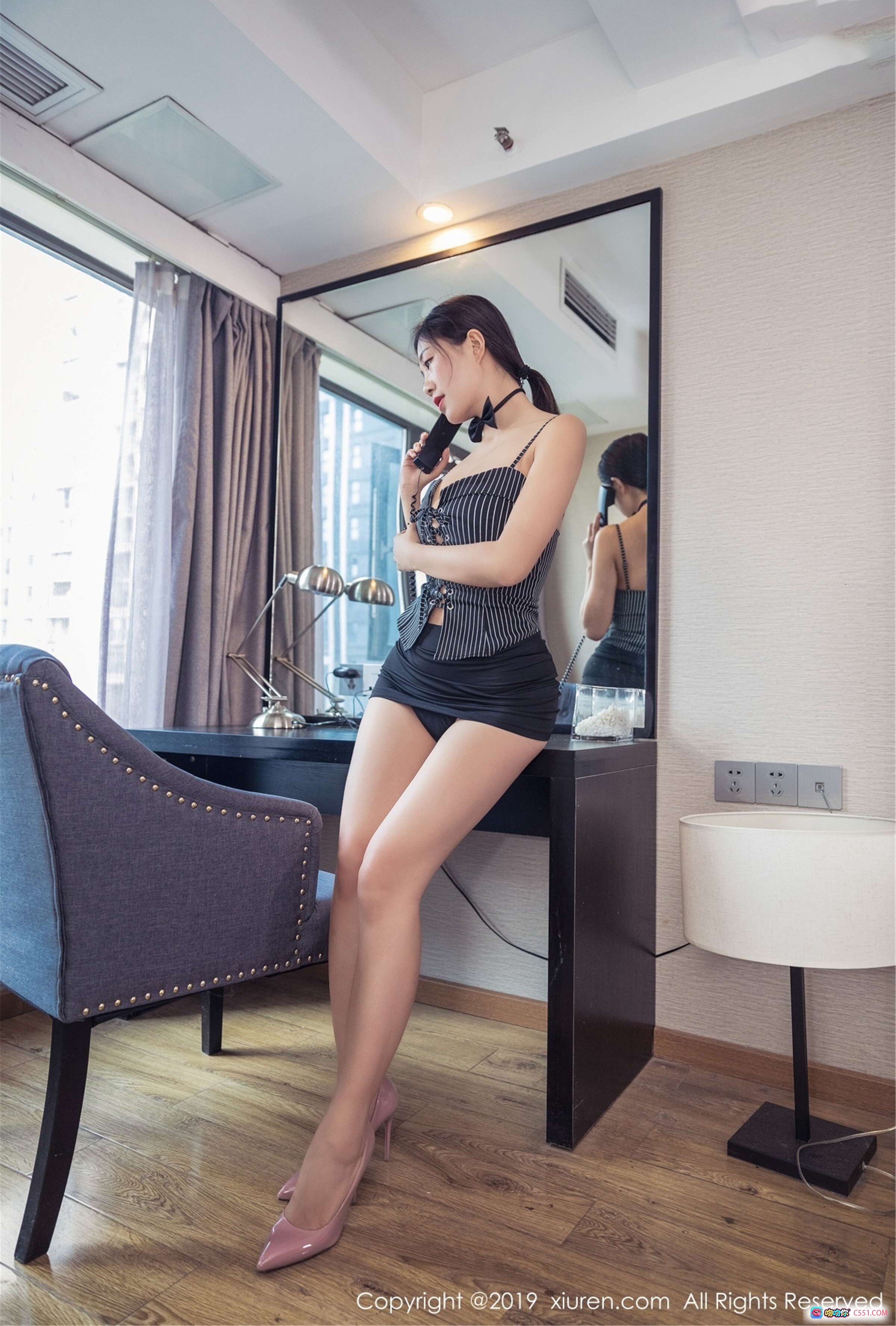 图片[4] - 宋KiKi性感写真 | 透明高领上衣+黑色短裙 | 秀人网2019经典私房照 - 就要吻