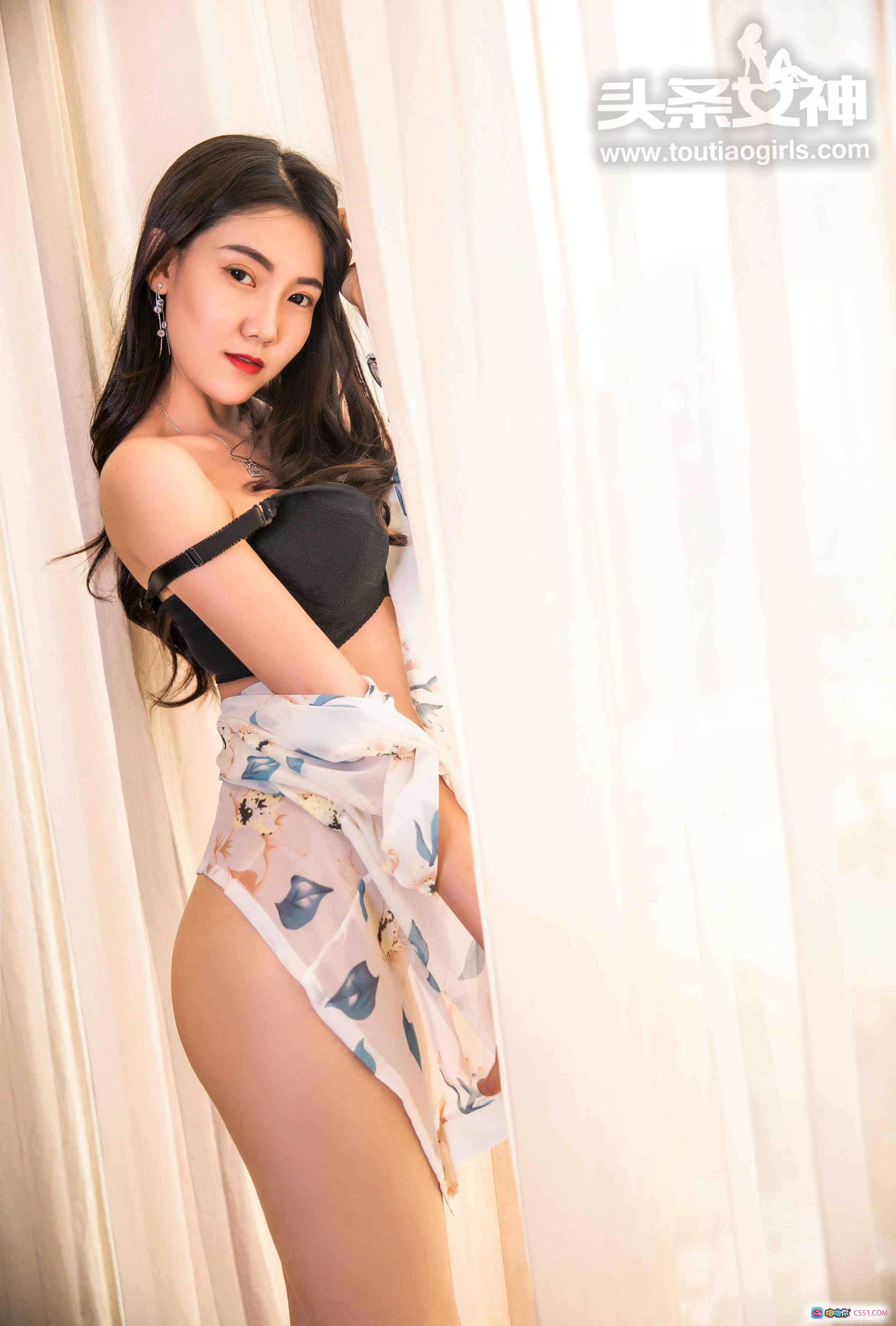 雪娇和式浴袍写真 | 头条女神性感私房照 | 黑色内衣搭配薄纱浴袍 | 优雅迷人姿态 | 2017年8月31日精选图集 - 就要吻