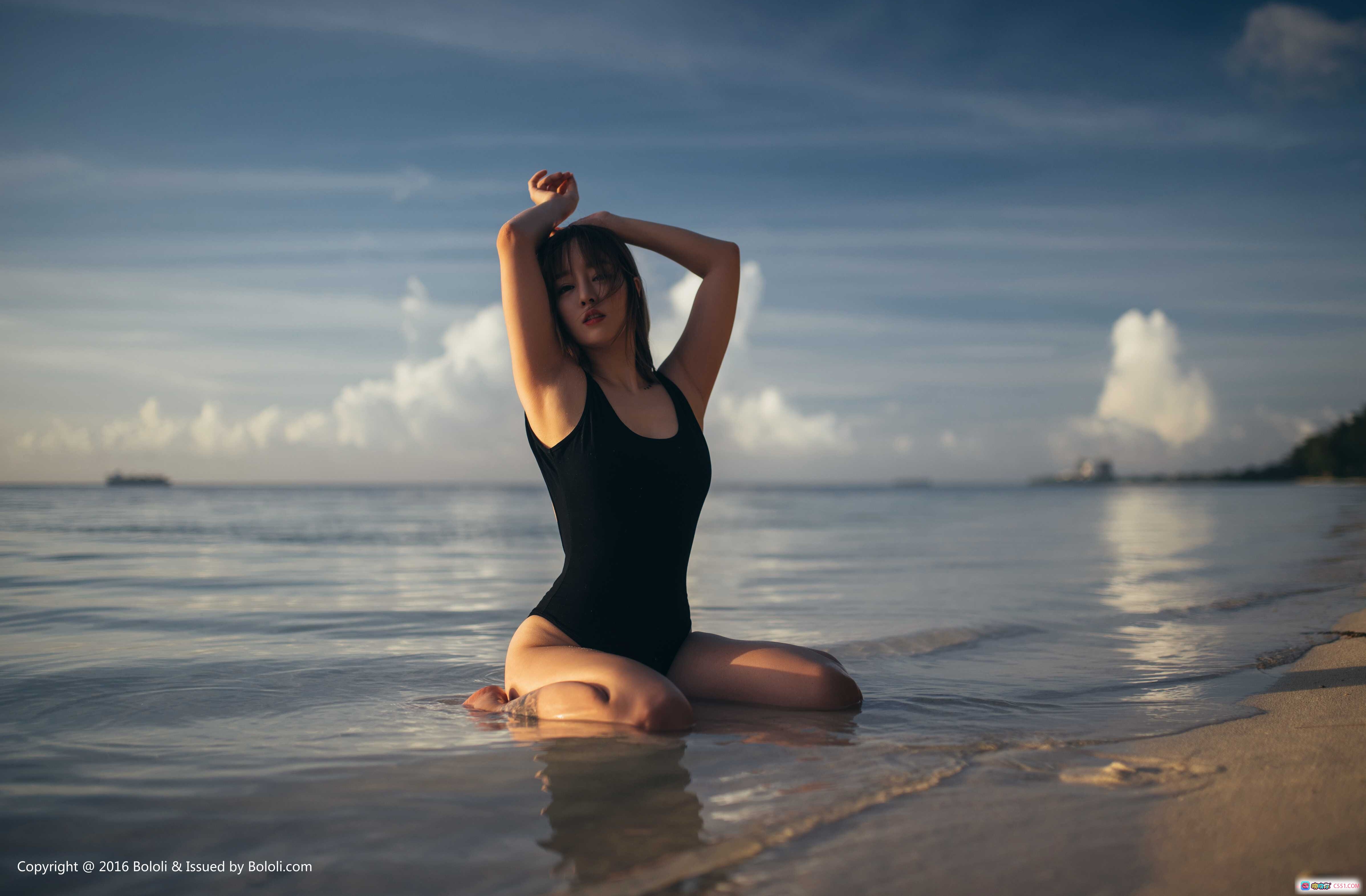 图片[9] - 王雨纯沙滩诱惑写真 | BoLoLi波萝社VOL.124 | 热带植物铁丝网背景 | 性感比基尼美臀特写 | 2017年10月30日高清图集 - 就要吻