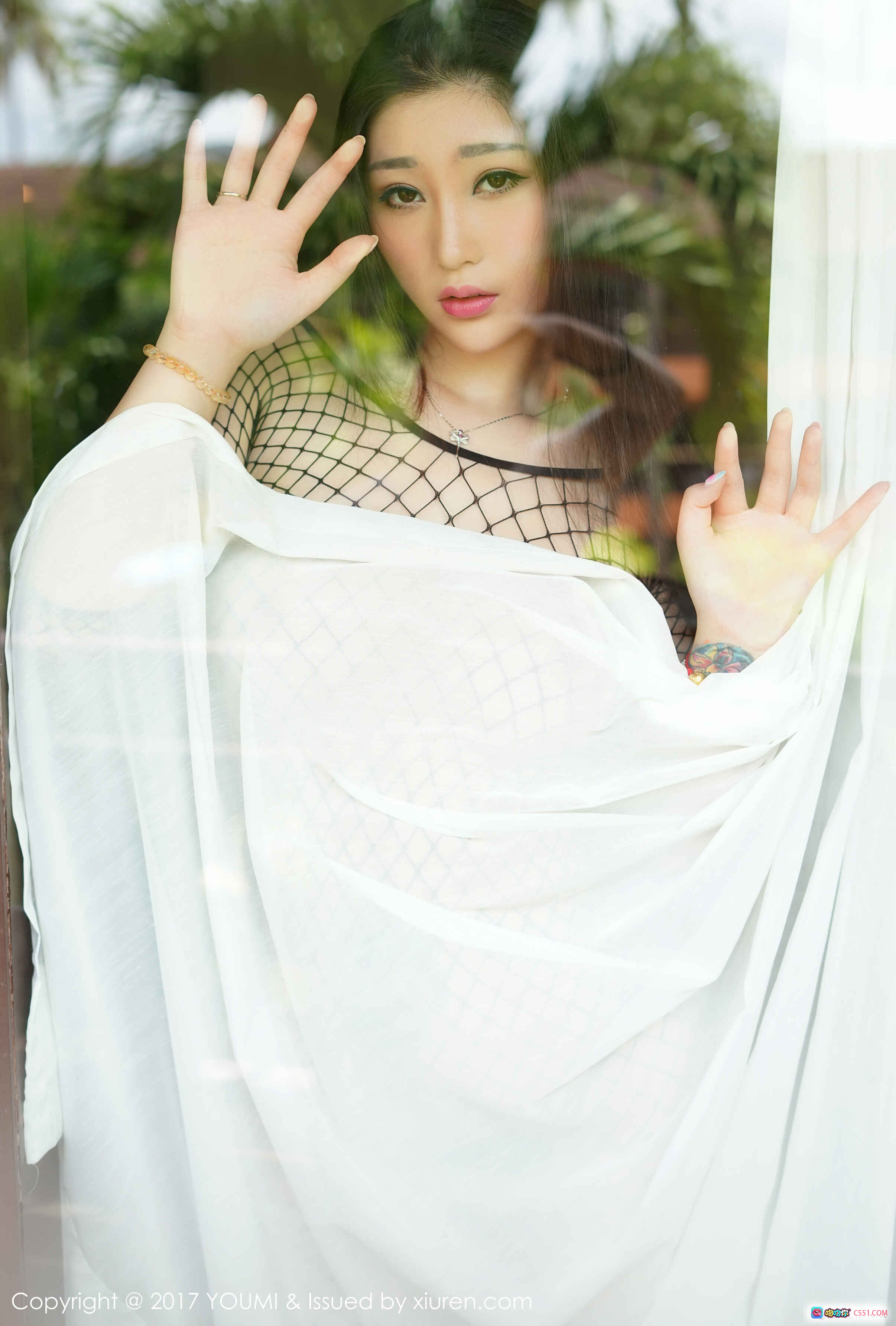 图片[4] - YouMi尤蜜荟妲己Toxic黑网袜性感写真 Vol.054 2017.07.06 46图高清私房床照 - 就要吻