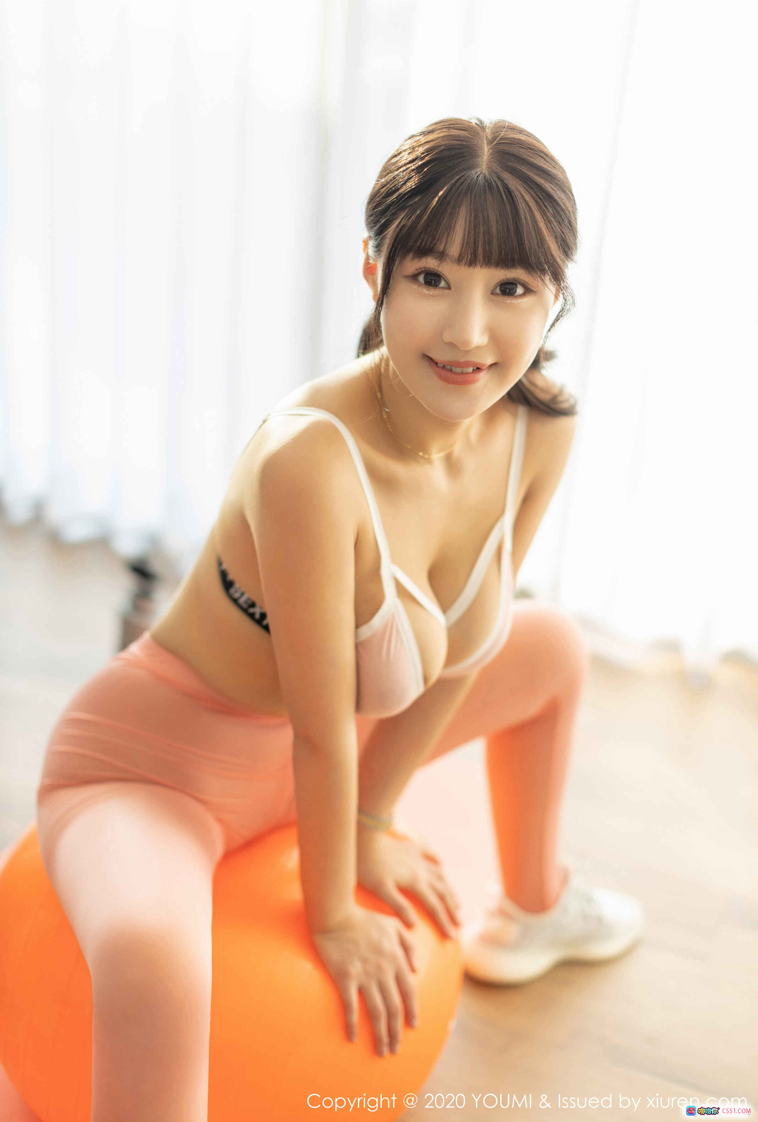 图片[2] - 朱可儿瑜伽健身写真｜粉色运动内衣紧身裤拉伸动作｜YouMi尤蜜荟2020 Vol.409高清图集 - 就要吻