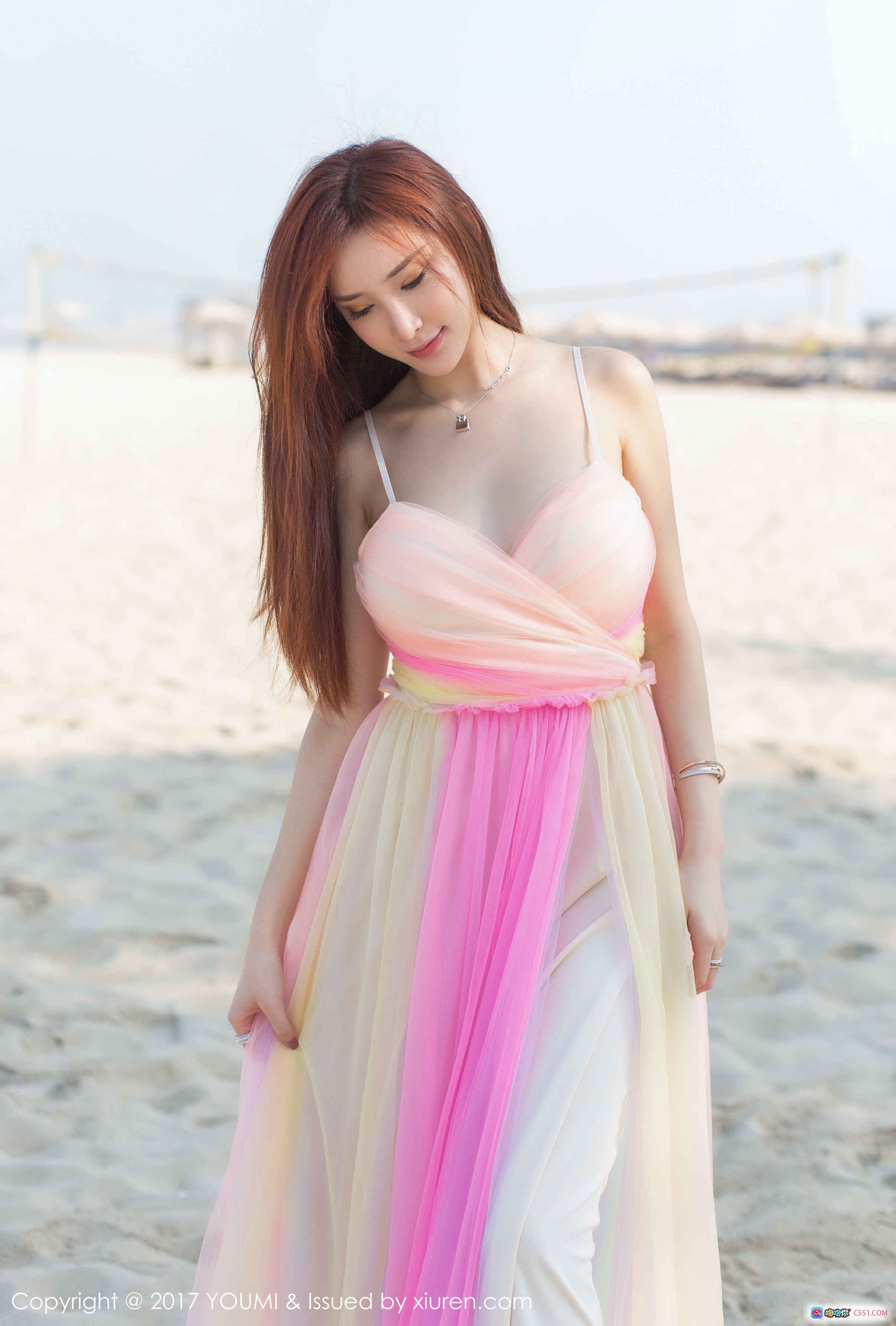 图片[5] - YouMi尤蜜荟2017.12.06 Vol.092 海滩白纱裙少女清新写真 甜美微笑手持棉花糖 透明蕾丝长裙海边跪姿唯美摄影 - 就要吻
