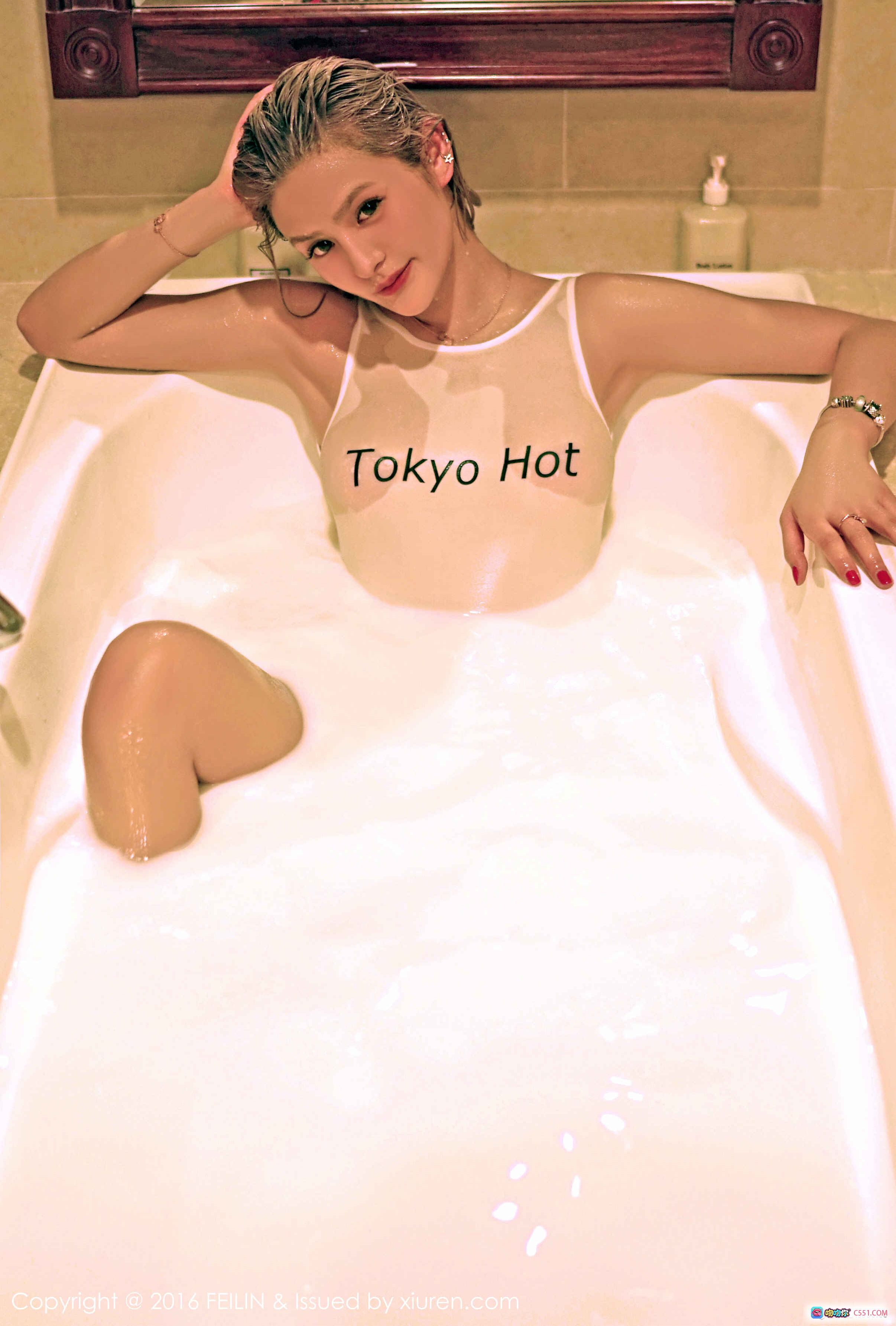 图片[2] - 史雯Swan热带棕榈树下粉色比基尼写真 | FEILIN嗲囡囡Vol.029 2016.03.03清新性感泳装美拍 - 就要吻