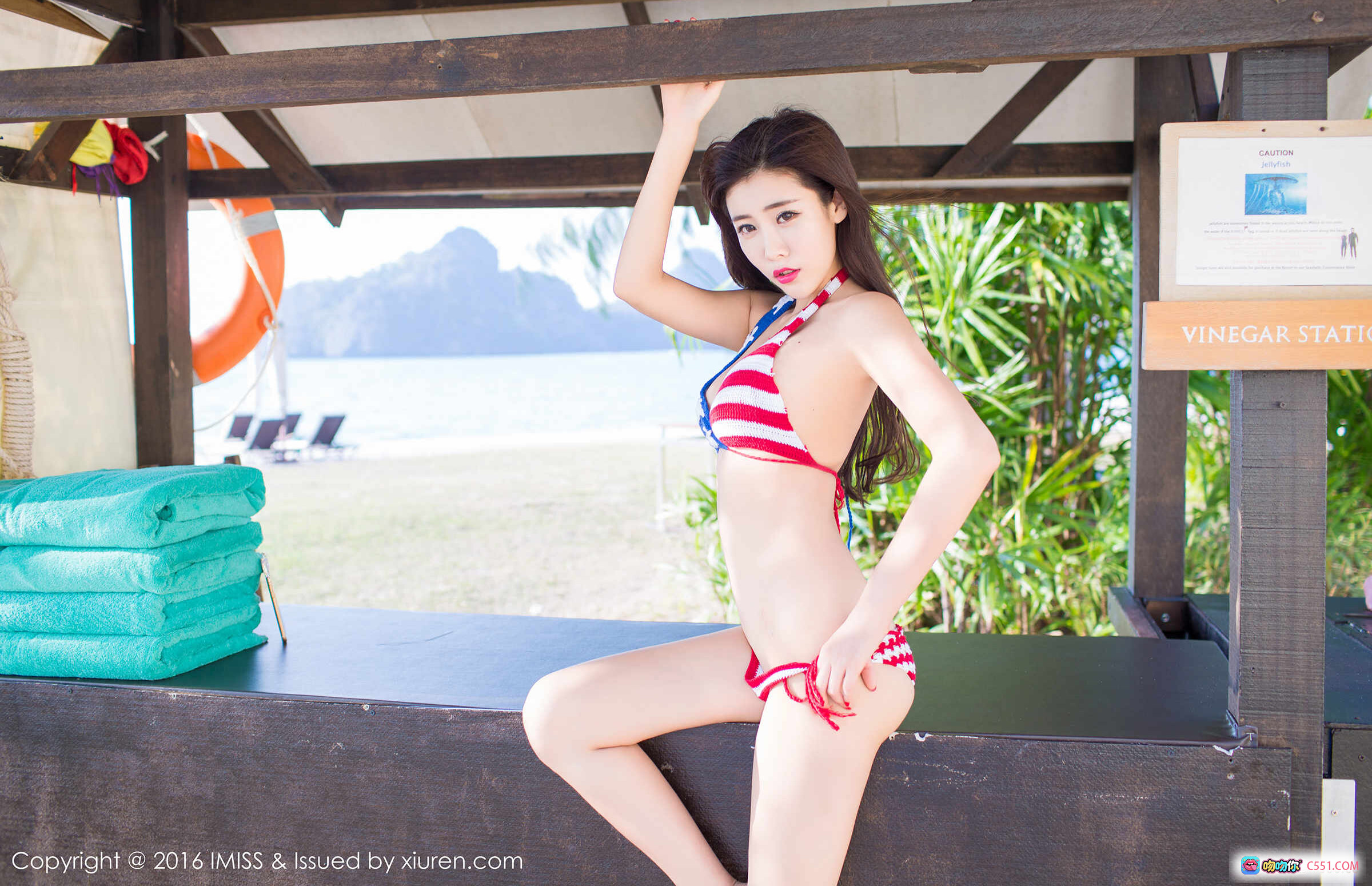 图片[10] - 程小烦沙滩比基尼写真 | 美国国旗图案泳装 | 白沙滩度假风 | IMiss爱蜜社2016精选图集 - 就要吻