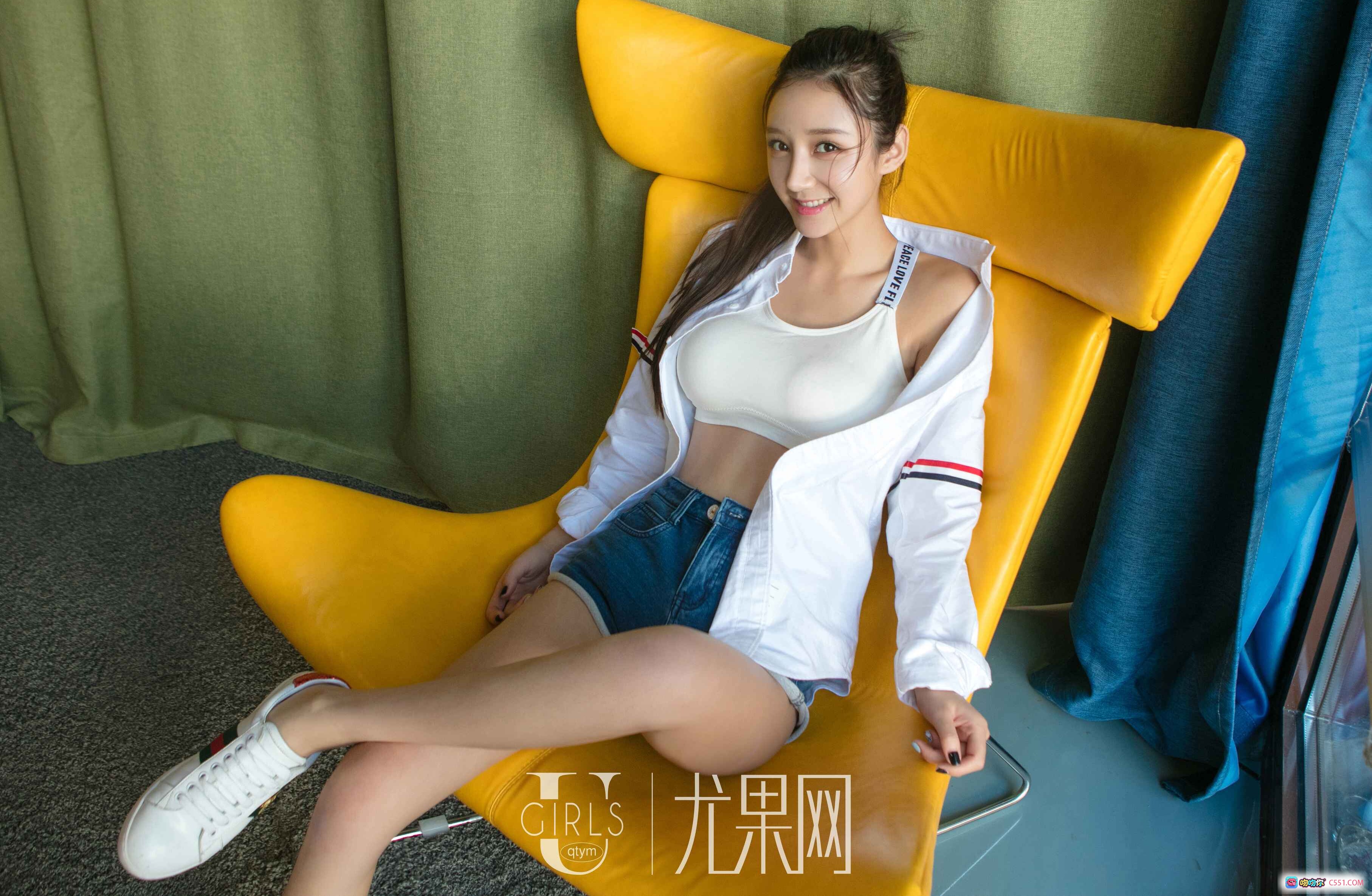 图片[10] - Ugirls尤果网田慕儿2017.10.13 U311性感写真 65+1P高清美图 金色亮片裙窗边私房照 - 就要吻