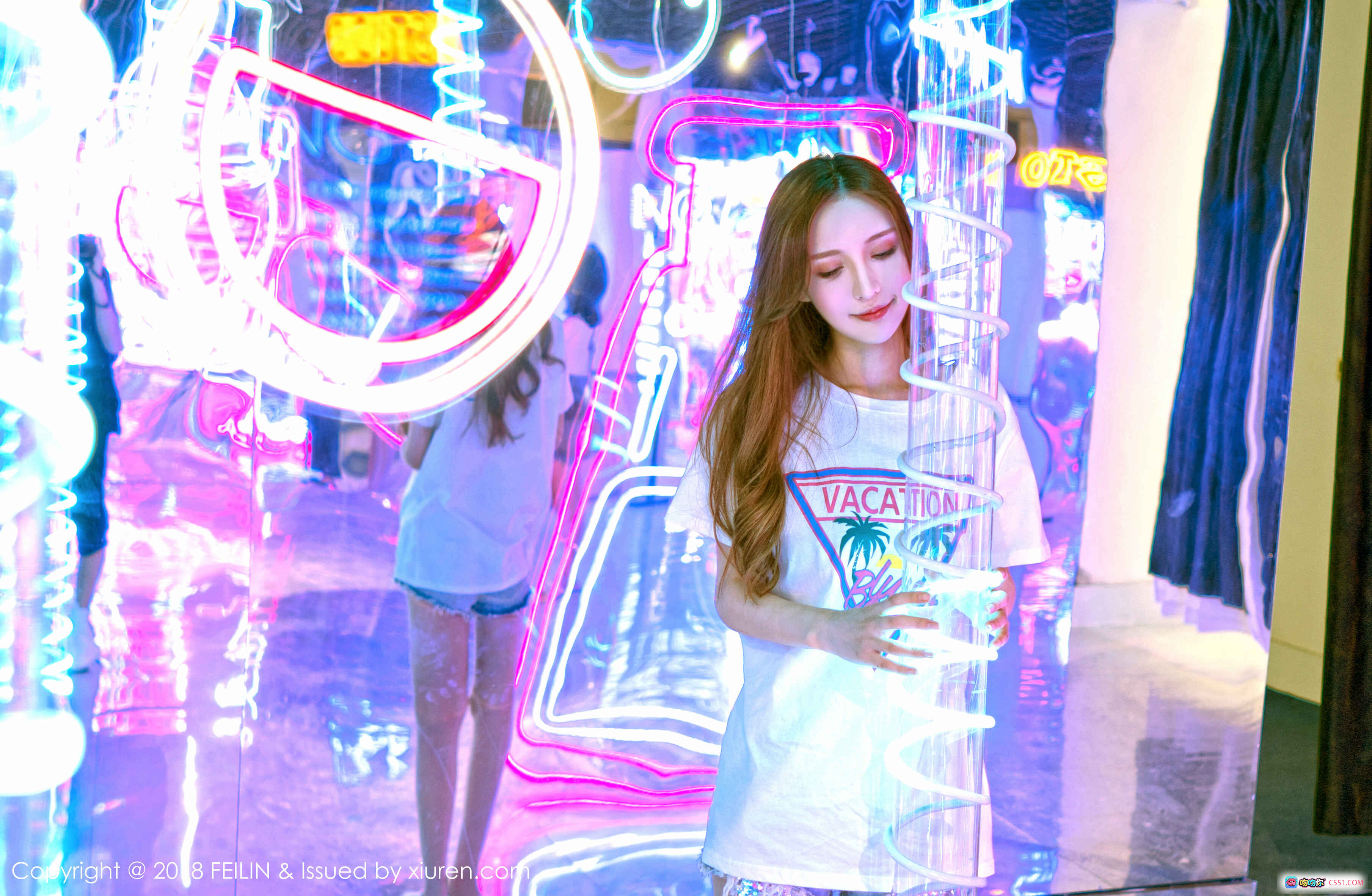 图片[10] - 柠柠_mika 粉色网球场地写真 | 白色T恤短裙搭配运动风 | 甜美女神坐姿拍摄 | FEILIN 2018 Vol.170 高清图集 - 就要吻