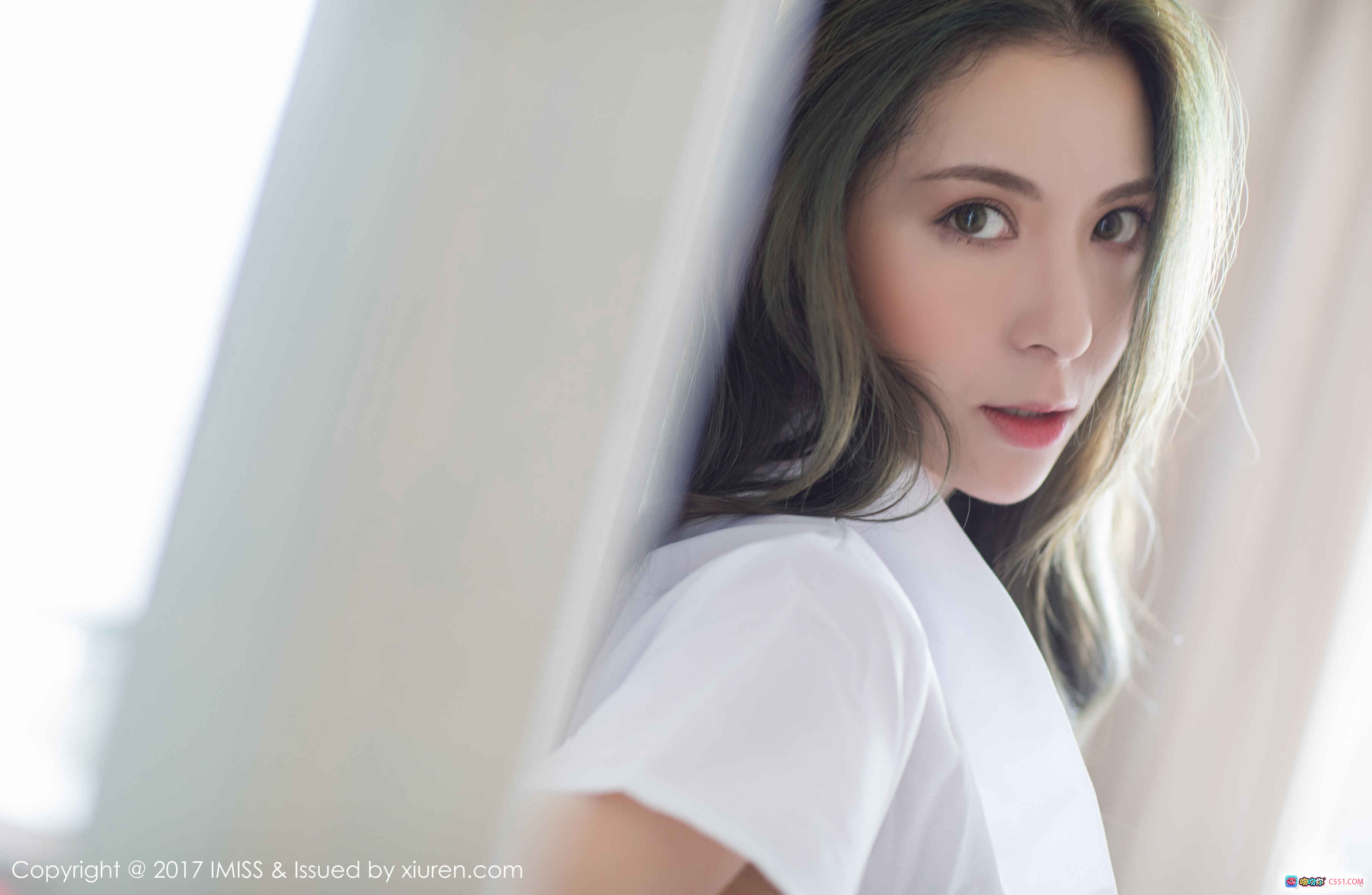 图片[4] - IMiss爱蜜社2017.11.14 VOL.198 Carry 白衬衫高跟美腿室内写真 54图184M 高清私房摄影 - 就要吻