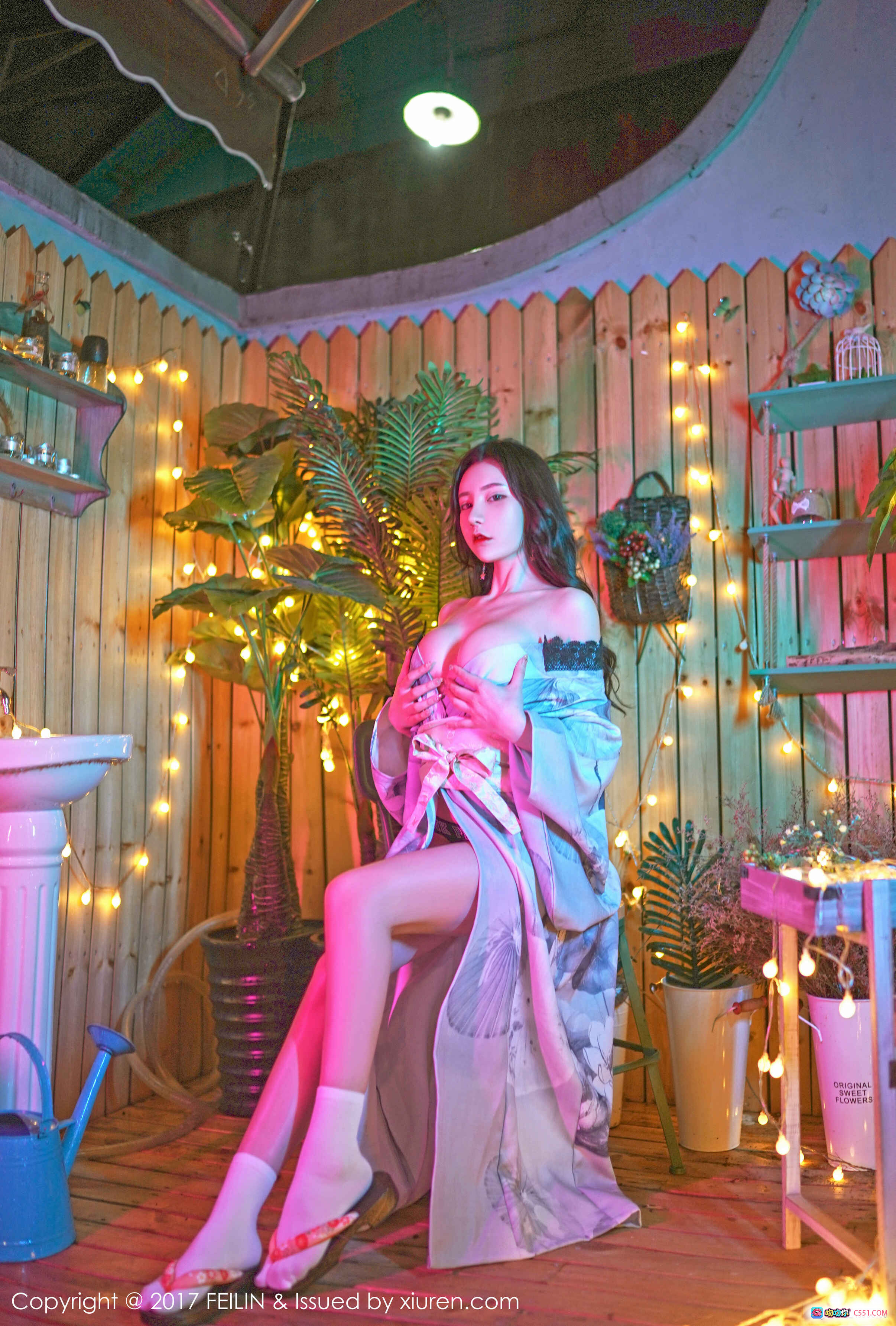 图片[8] - 周于希厨房写真 | 粉色运动背心+迷彩内裤 | FEILIN VOL.109 2017性感私房照 - 就要吻